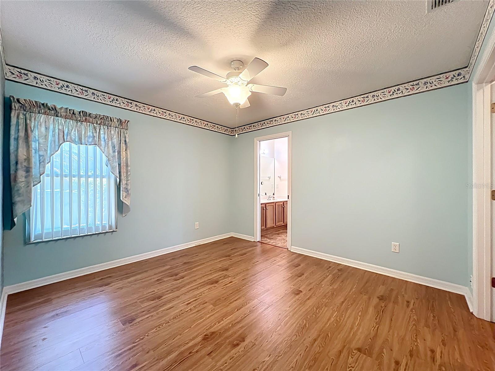 Image 47 of 80 For 4822 Sawgrass Lake Circle