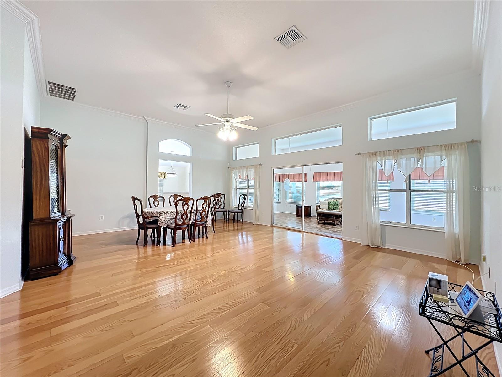 Image 9 of 80 For 4822 Sawgrass Lake Circle