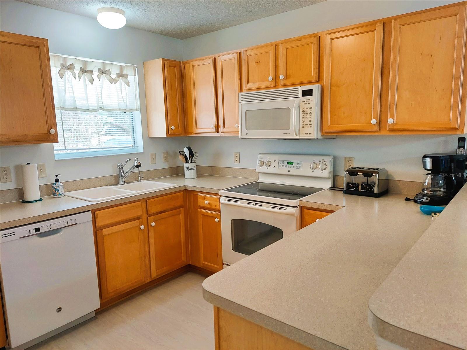 Image 3 of 30 For 1240 Pageland Way