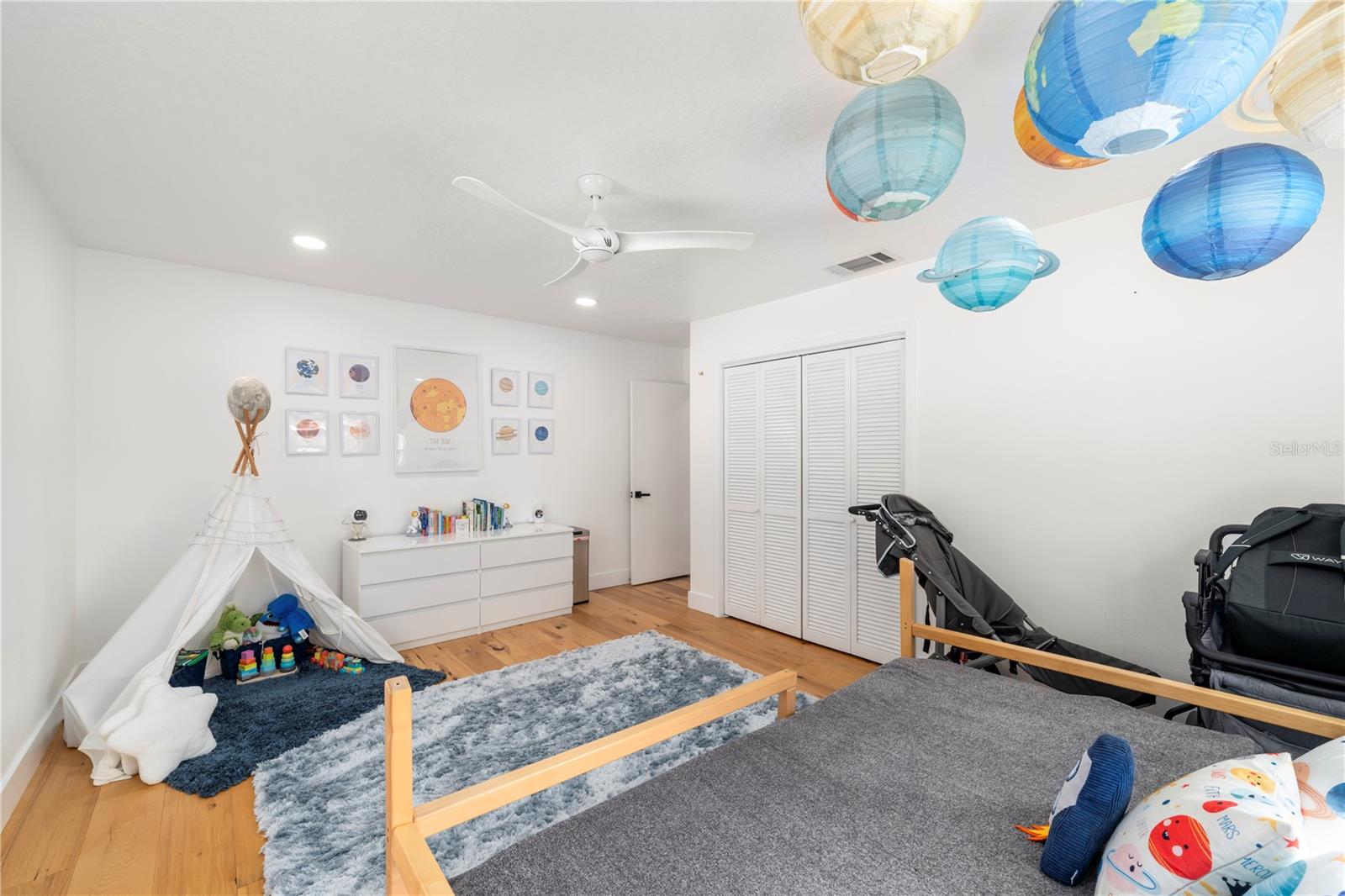 Image 25 of 56 For 1930 Hilltop Drive