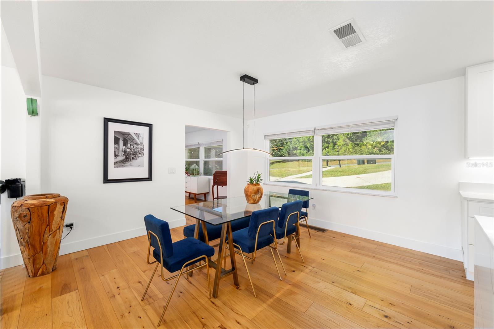 Image 9 of 56 For 1930 Hilltop Drive