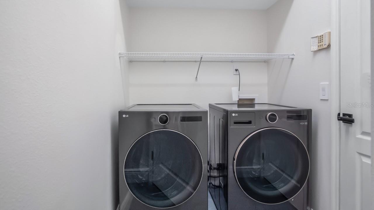 Image 27 of 33 For 2241 Kingsmill Way