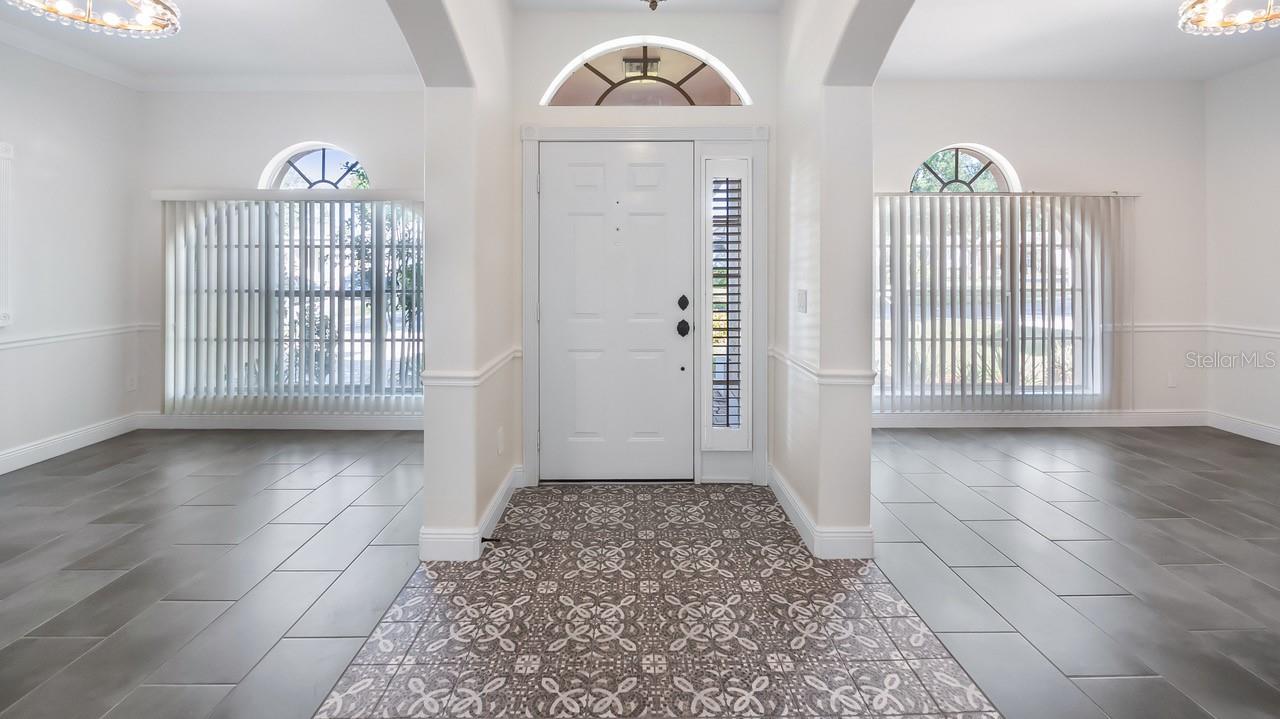 Image 3 of 33 For 2241 Kingsmill Way