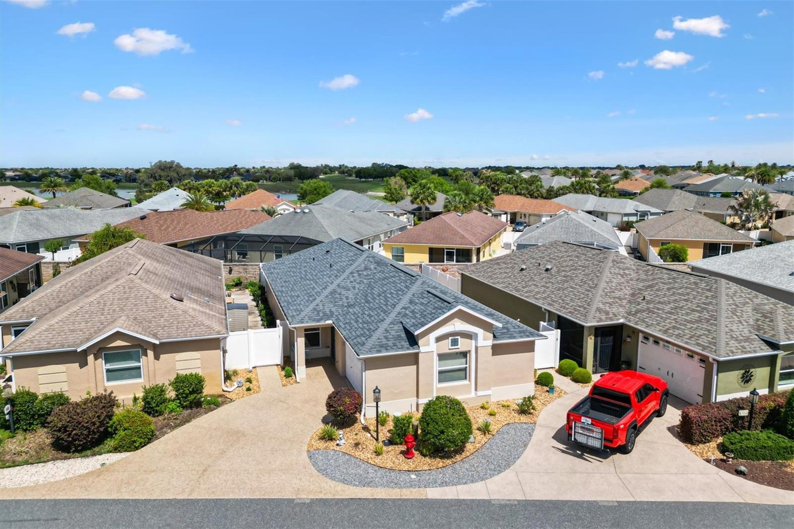 Image 19 of 22 For 935 Wren Street