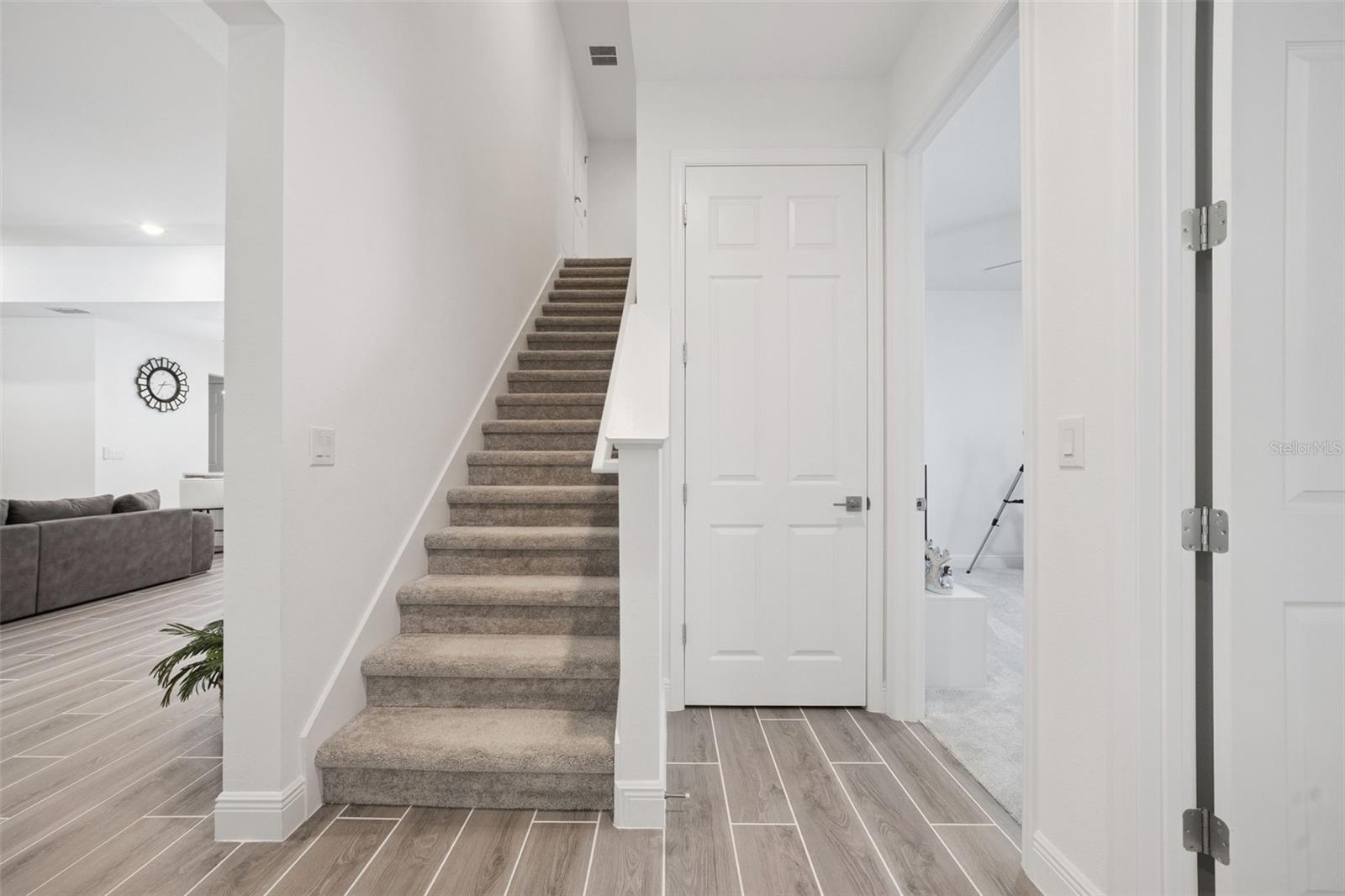 Image 40 of 78 For 5897 Sierra Crown Street