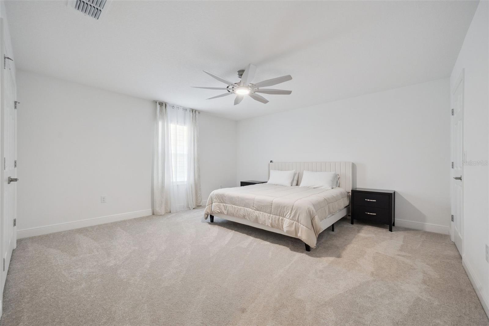 Image 42 of 78 For 5897 Sierra Crown Street