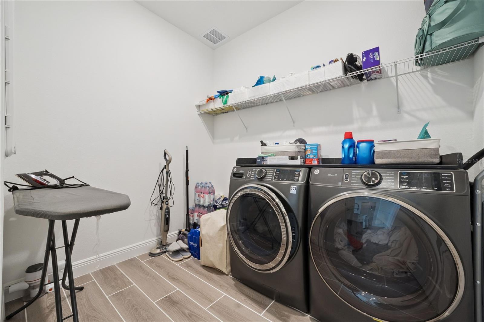 Image 44 of 78 For 5897 Sierra Crown Street