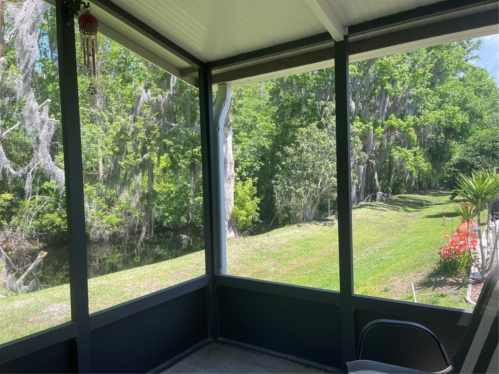 Image 26 of 34 For 603 Robin Lane Avenue