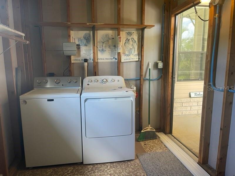 Image 29 of 34 For 603 Robin Lane Avenue