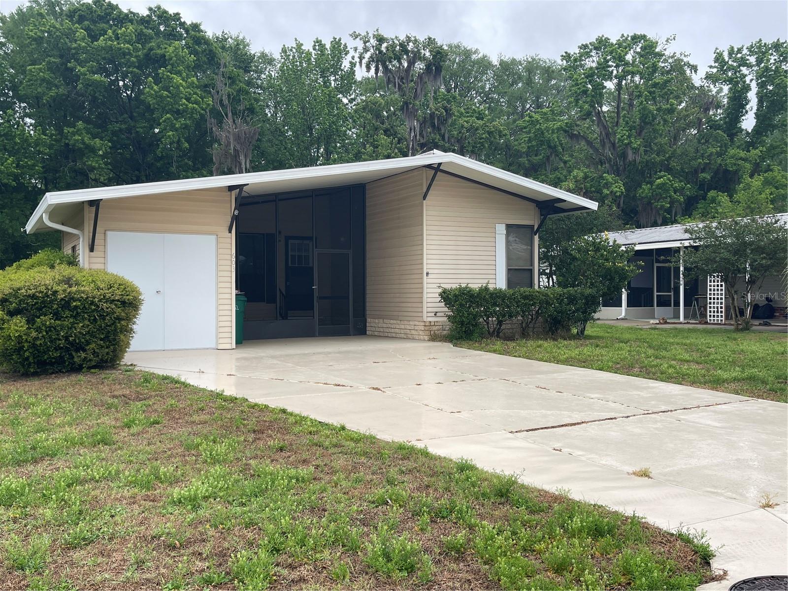 Image 33 of 34 For 603 Robin Lane Avenue