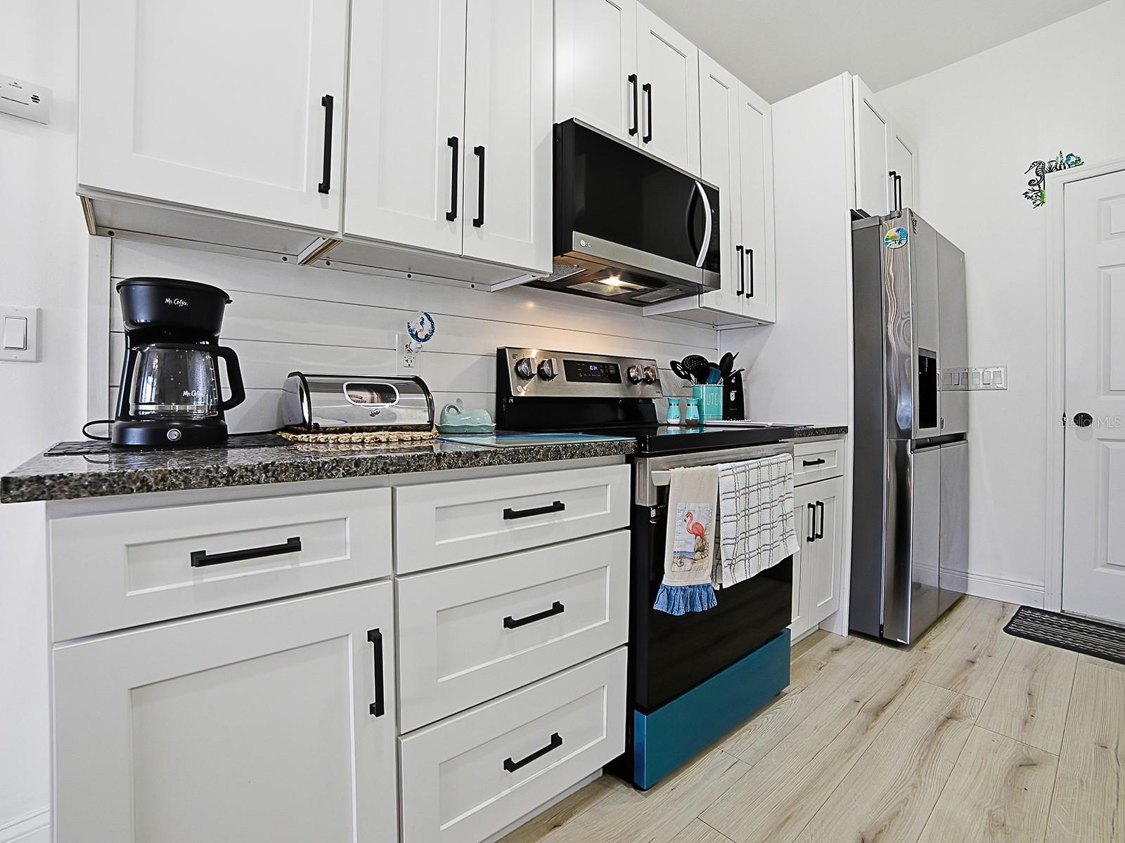 Image 16 of 48 For 2632 27th Street