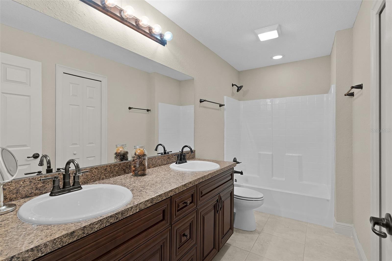 Image 15 of 34 For 13 Malauka Radial Run