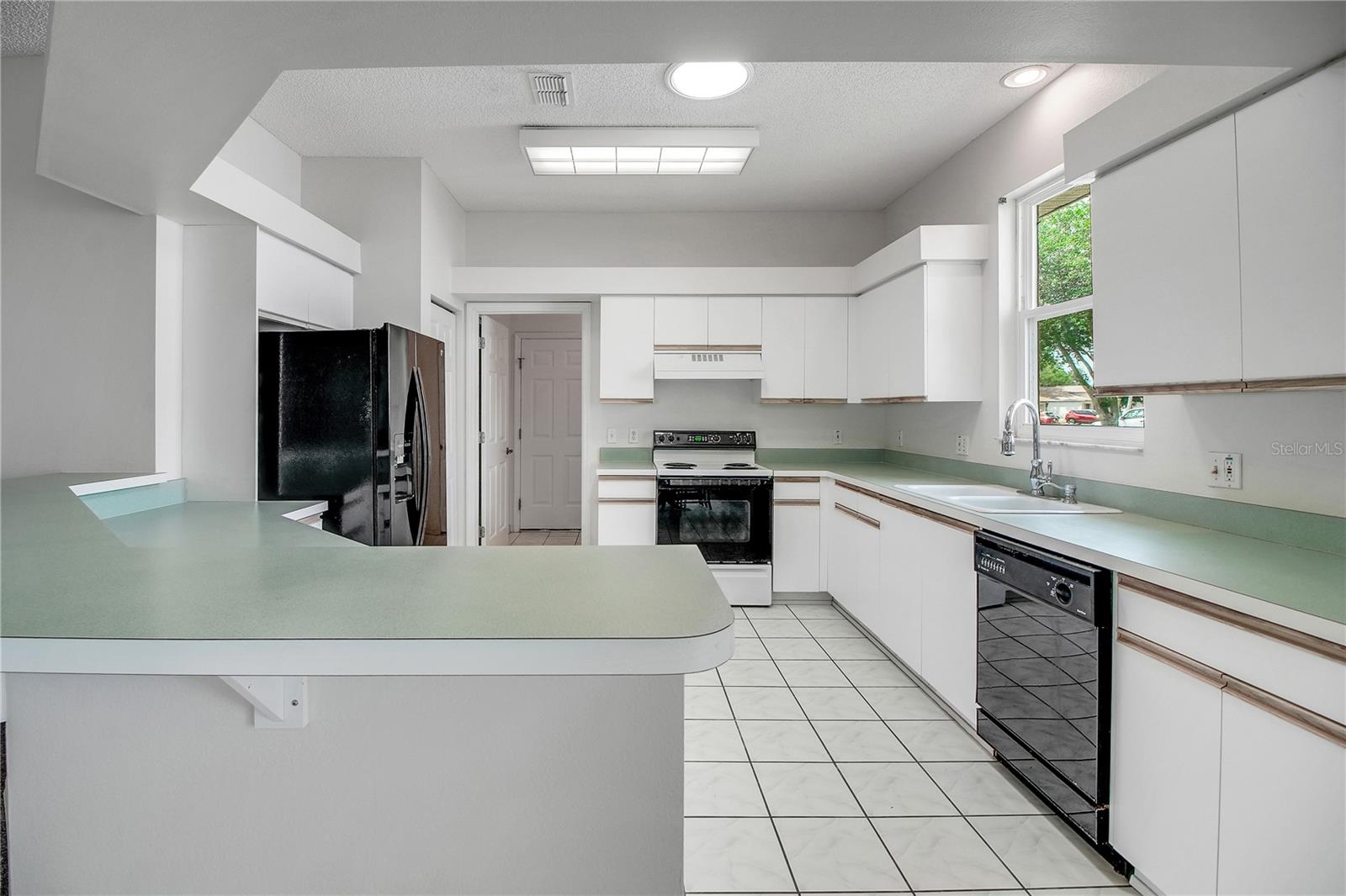 Image 14 of 47 For 333 Ranchwood Drive