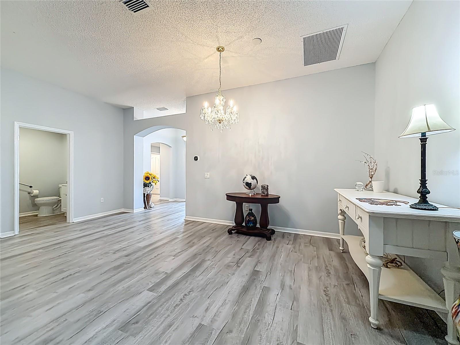 Image 5 of 46 For 1738 Augustine Drive