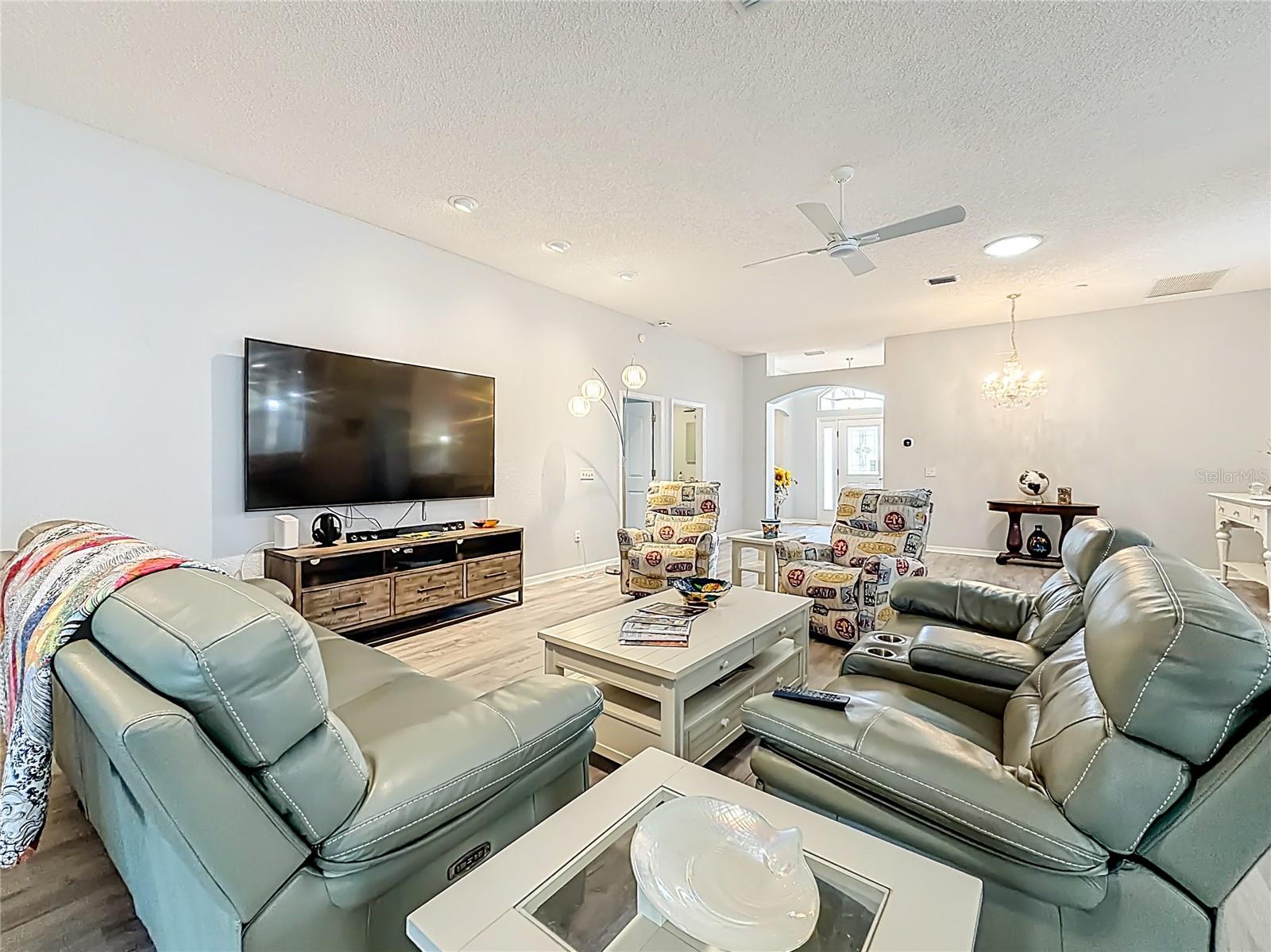 Image 8 of 46 For 1738 Augustine Drive