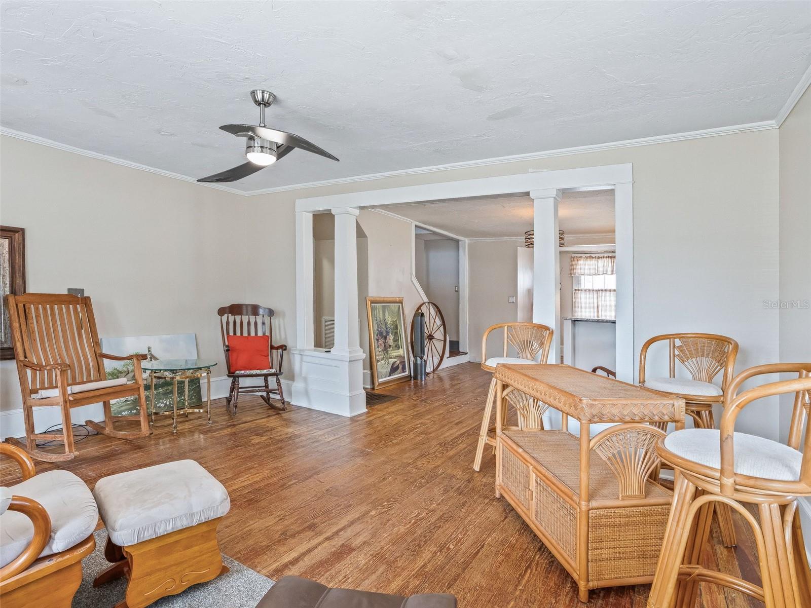 Listing photo id 10 for 10487 Highway 42