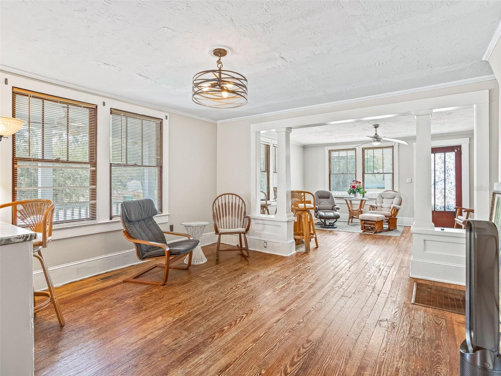 Listing photo id 12 for 10487 Highway 42