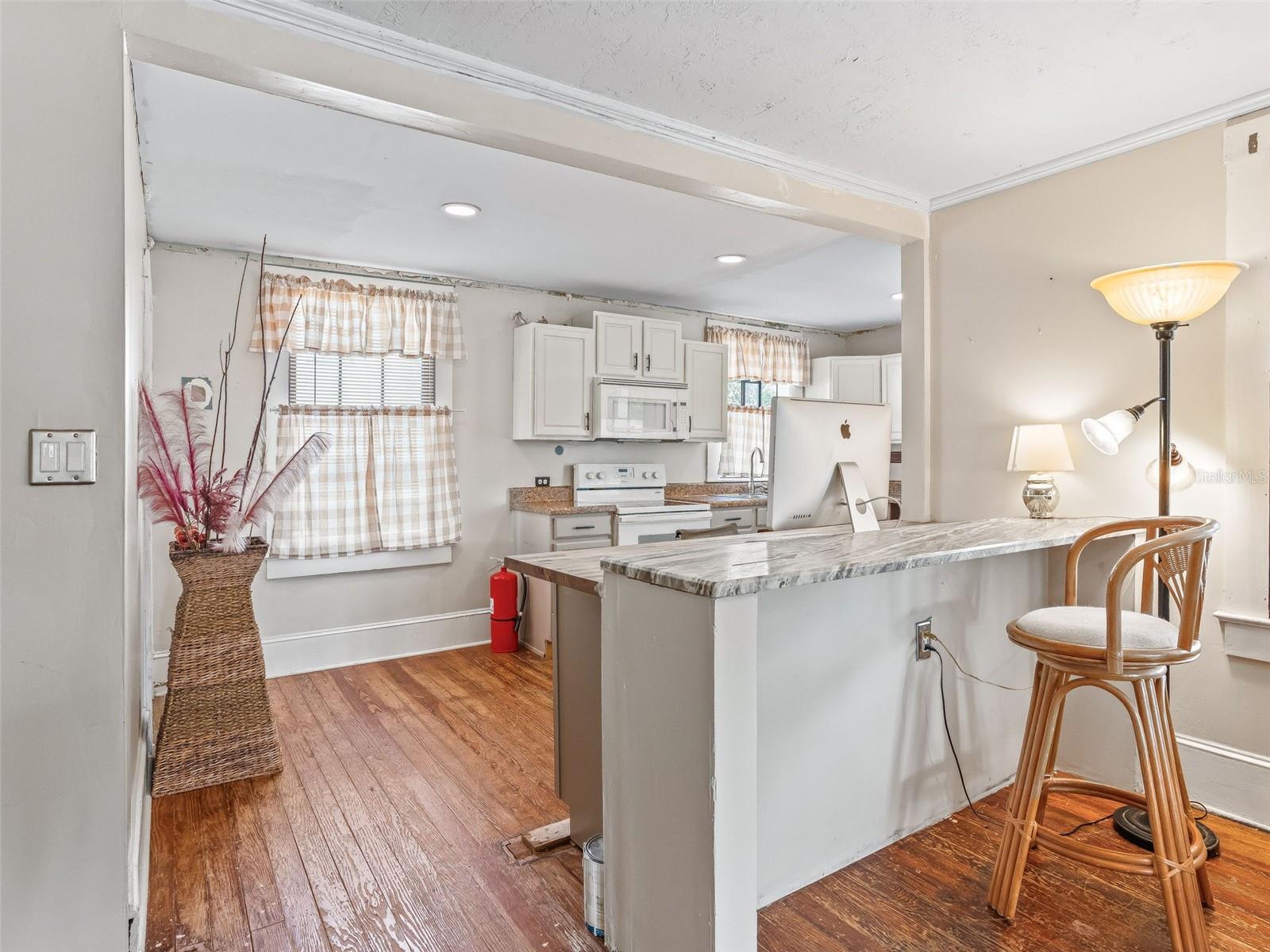 Listing photo id 13 for 10487 Highway 42