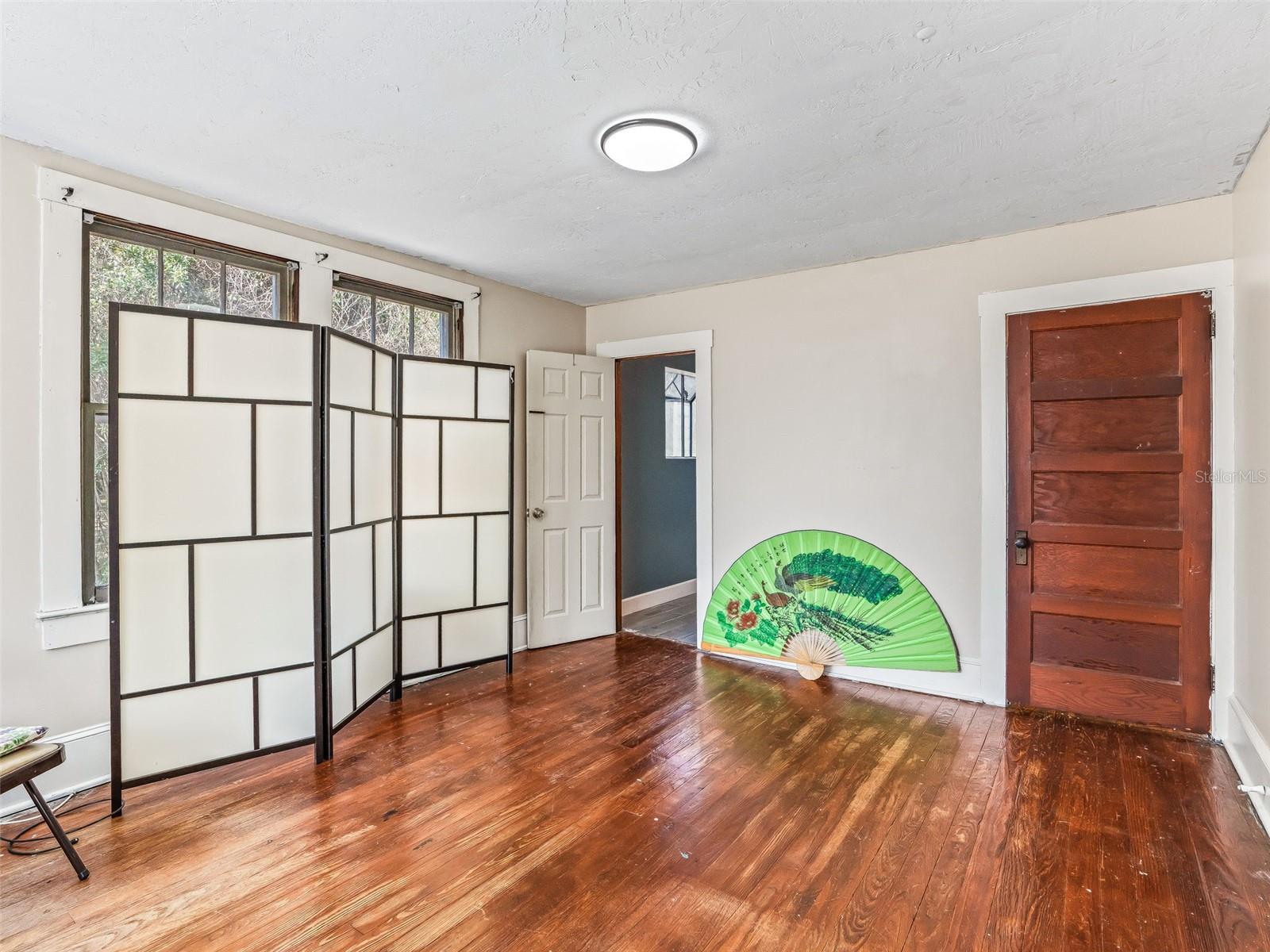 Listing photo id 22 for 10487 Highway 42