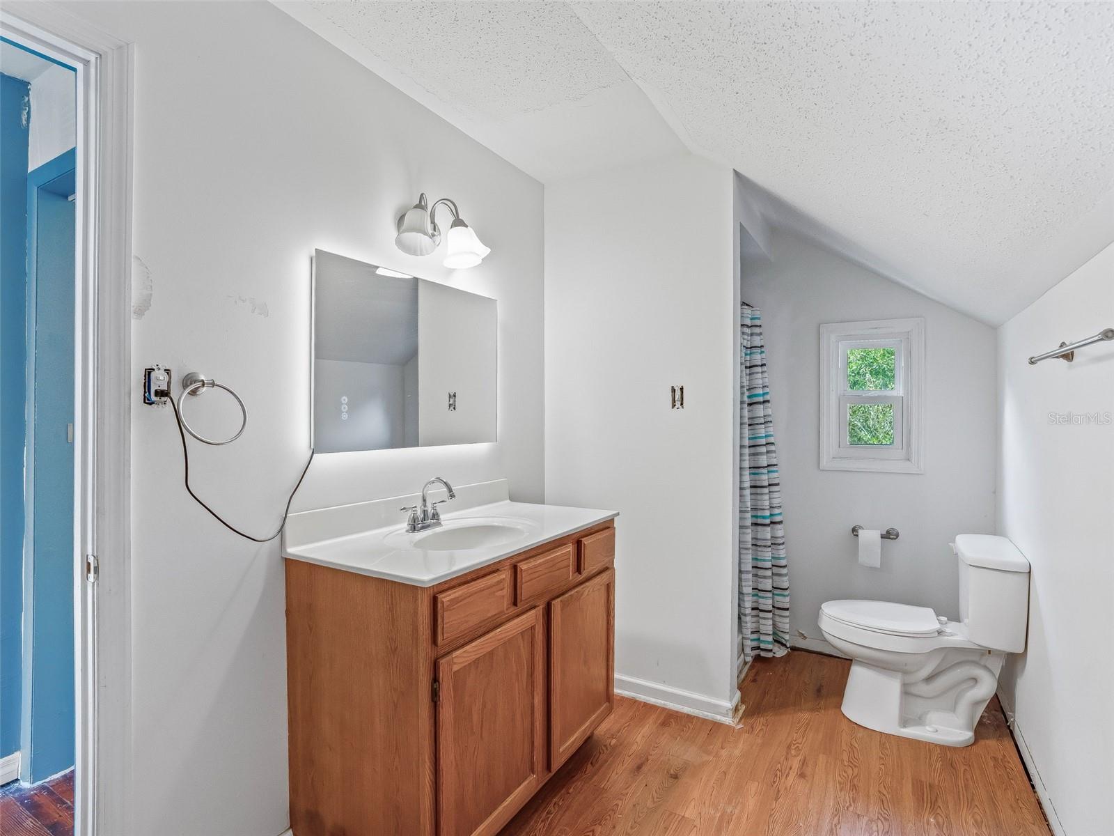 Listing photo id 32 for 10487 Highway 42