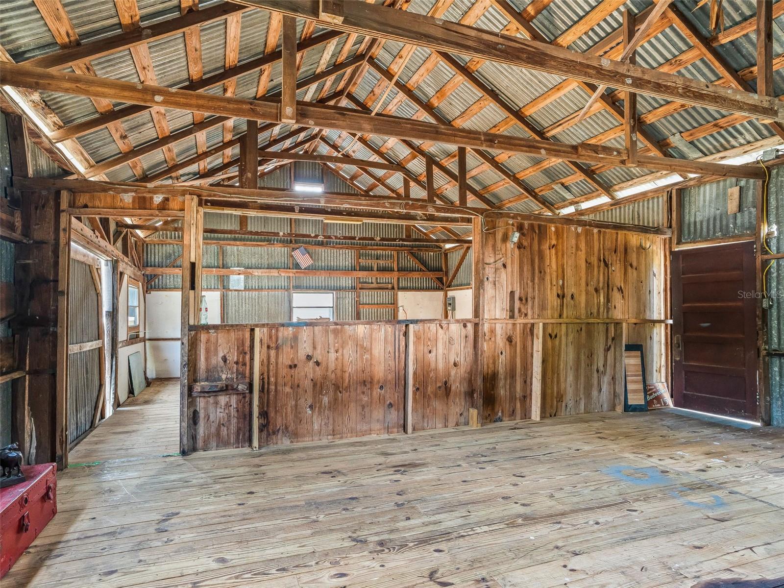 Listing photo id 39 for 10487 Highway 42