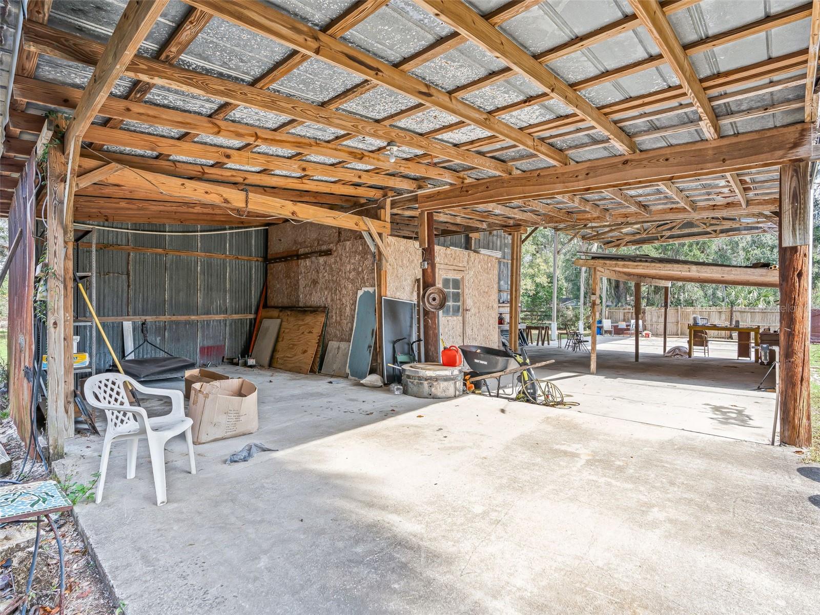 Listing photo id 53 for 10487 Highway 42