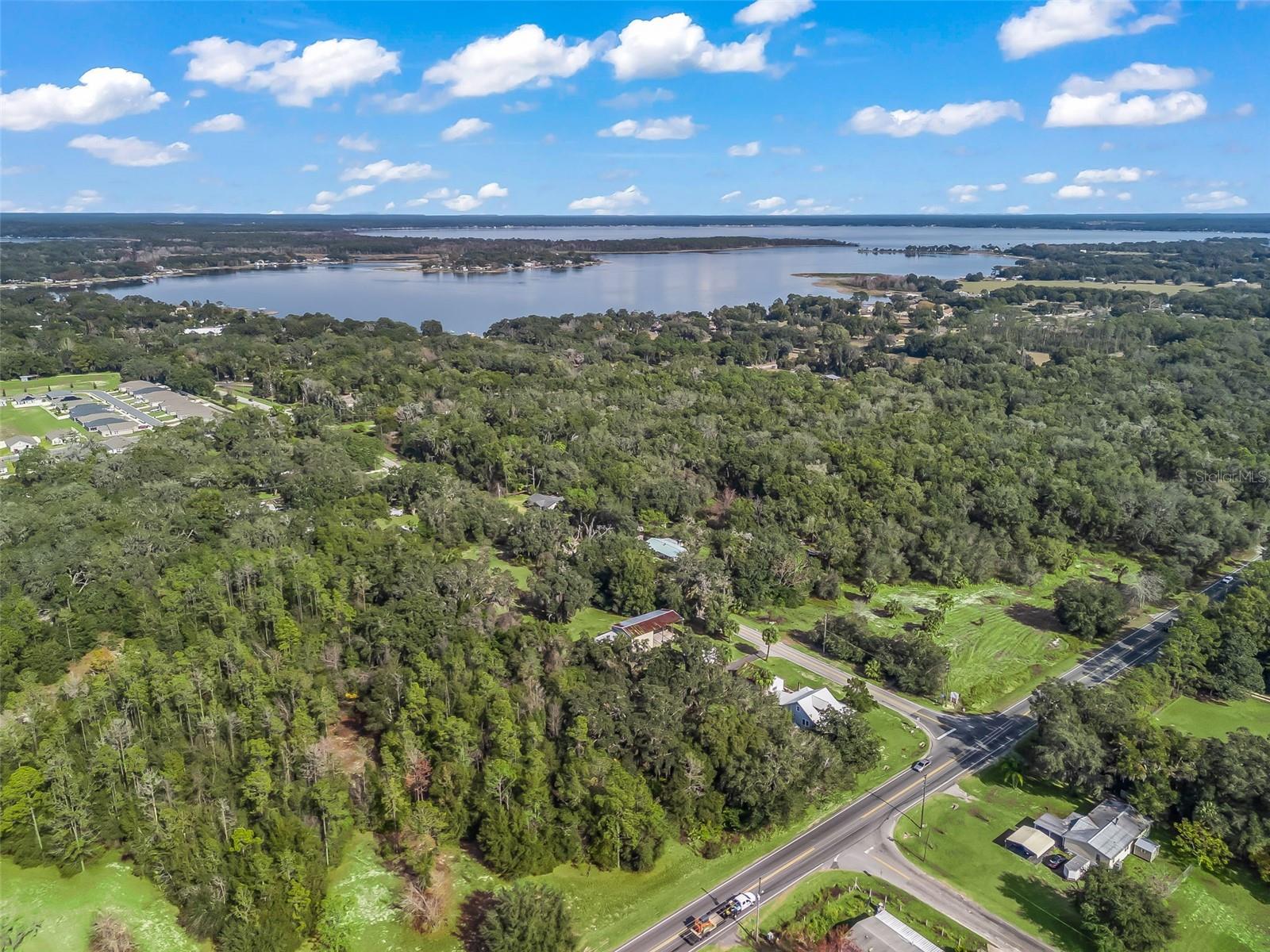 Listing photo id 68 for 10487 Highway 42