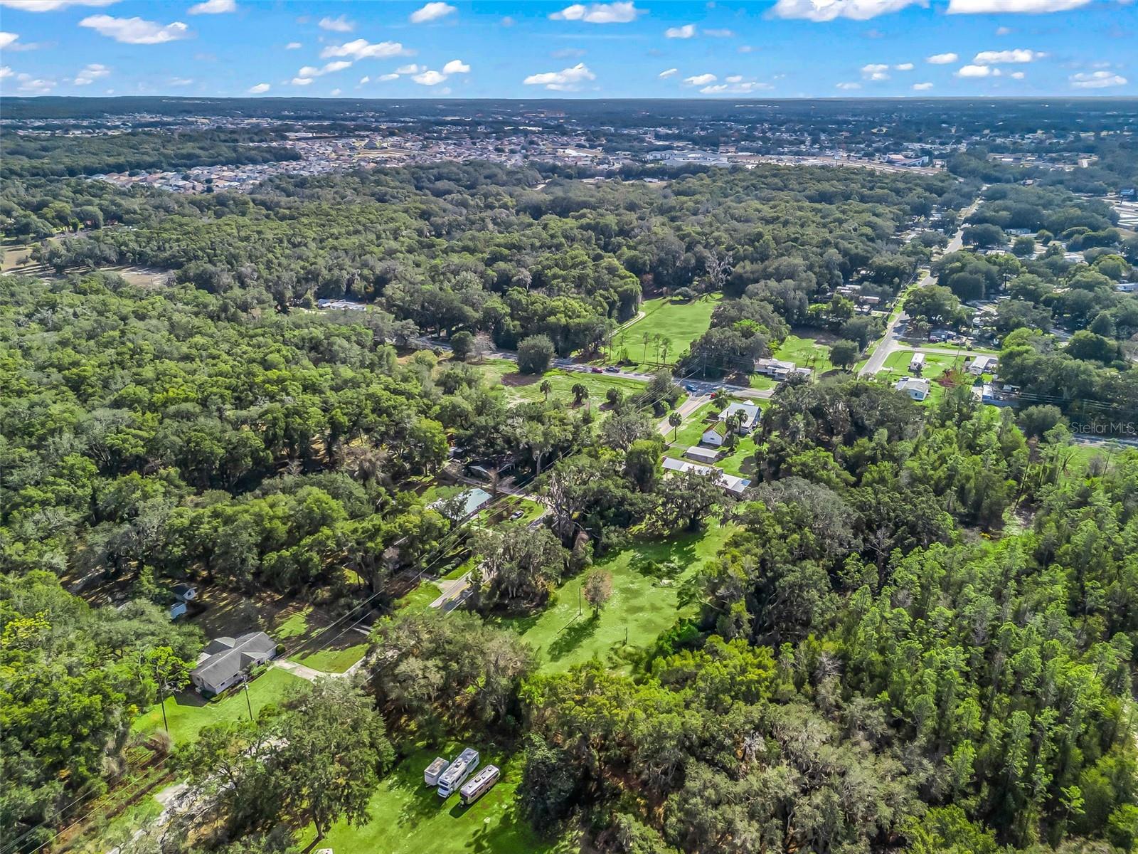 Listing photo id 70 for 10487 Highway 42