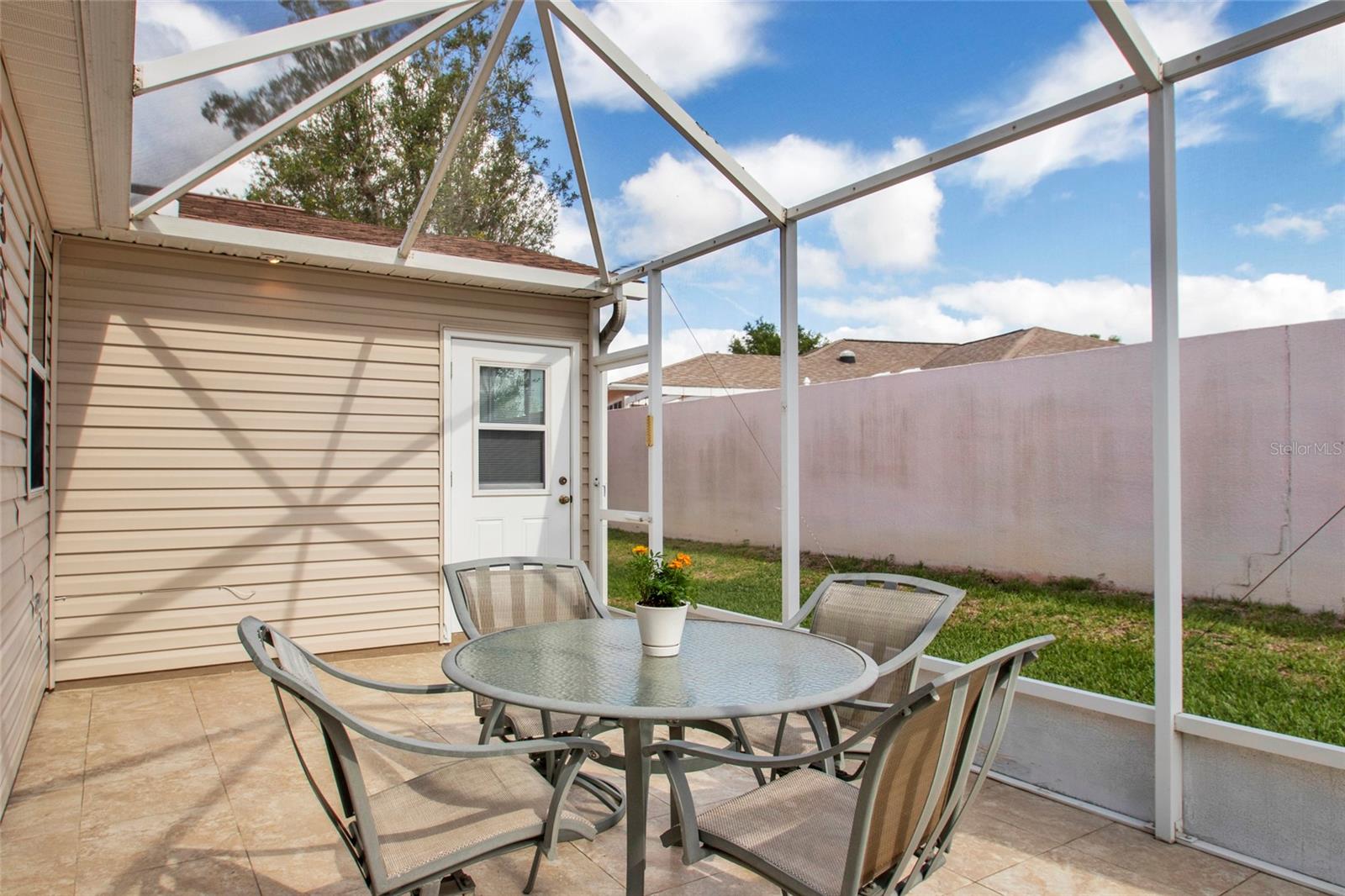 Image 19 of 40 For 807 Camino Del Rey Drive