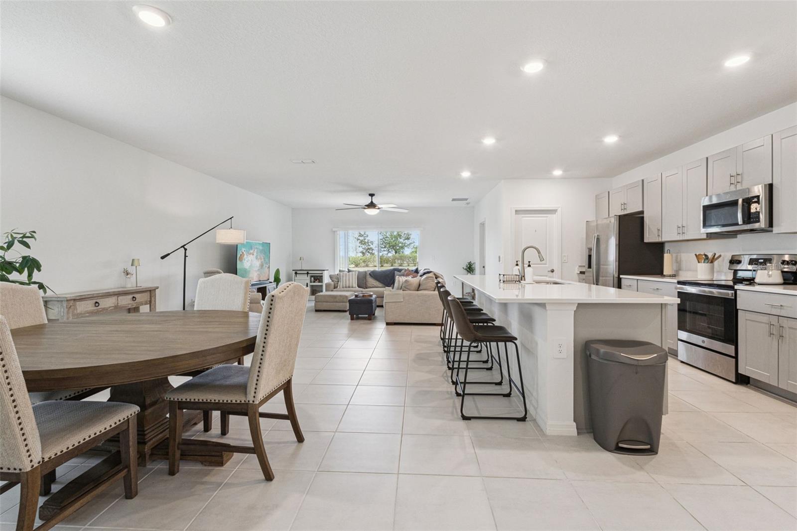 Image 12 of 39 For 1099 Calico Pointe Circle