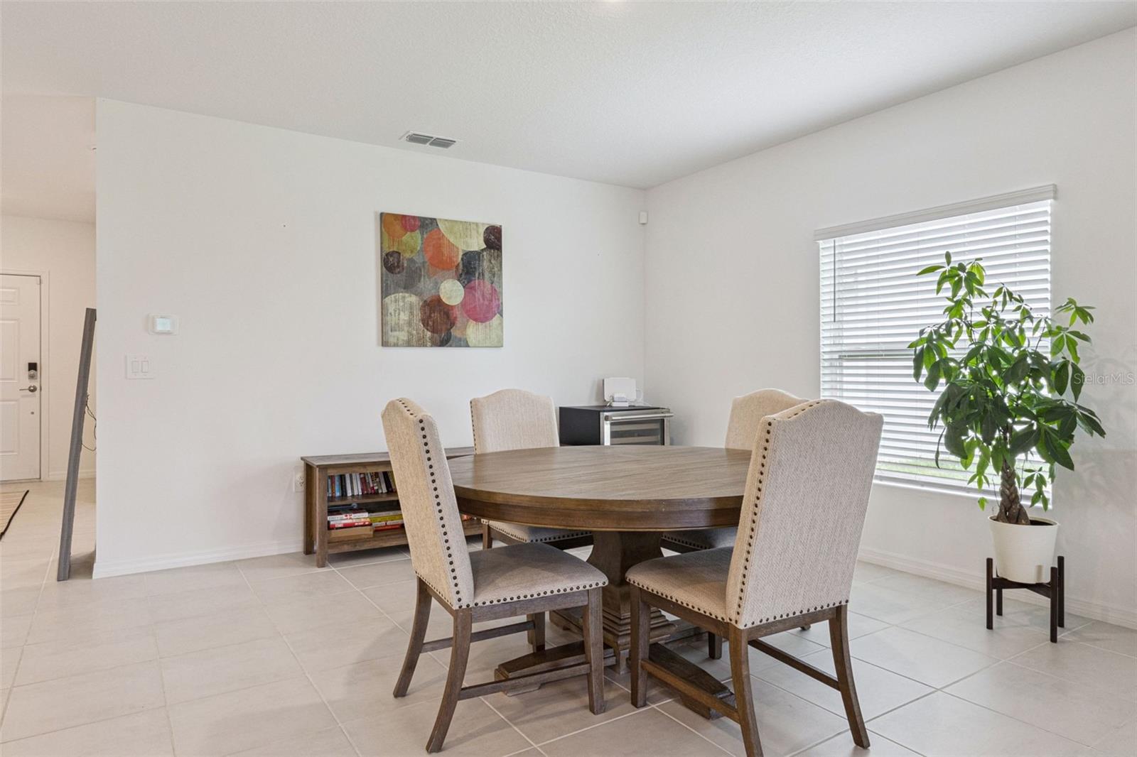 Image 13 of 39 For 1099 Calico Pointe Circle