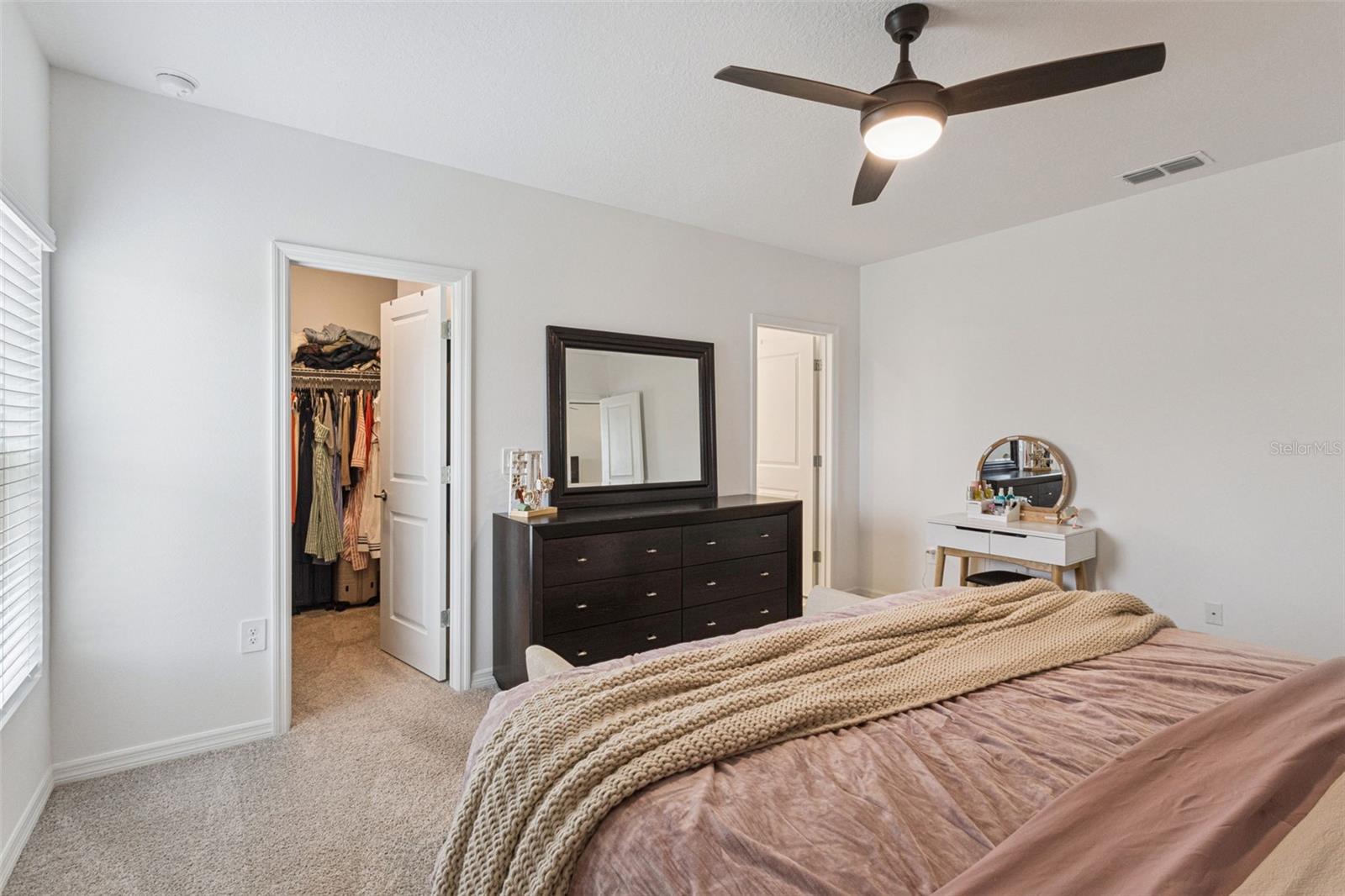 Image 20 of 39 For 1099 Calico Pointe Circle