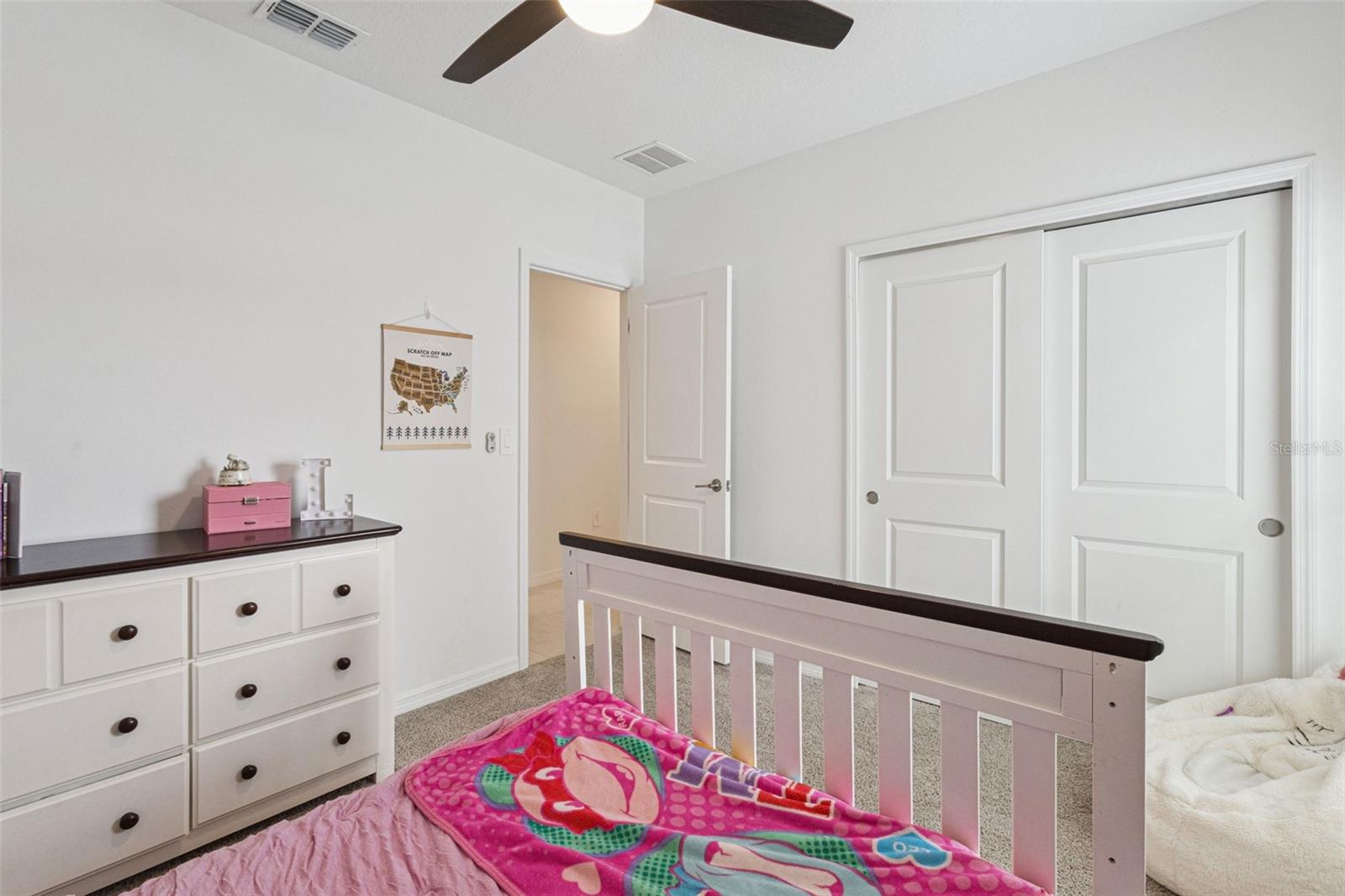 Image 22 of 39 For 1099 Calico Pointe Circle