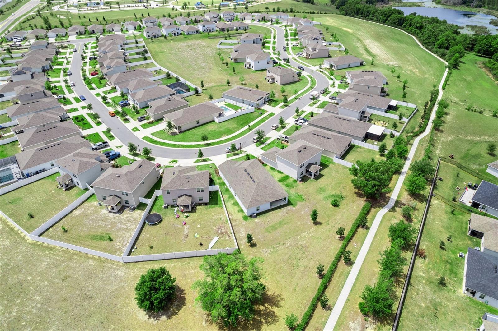 Image 37 of 39 For 1099 Calico Pointe Circle