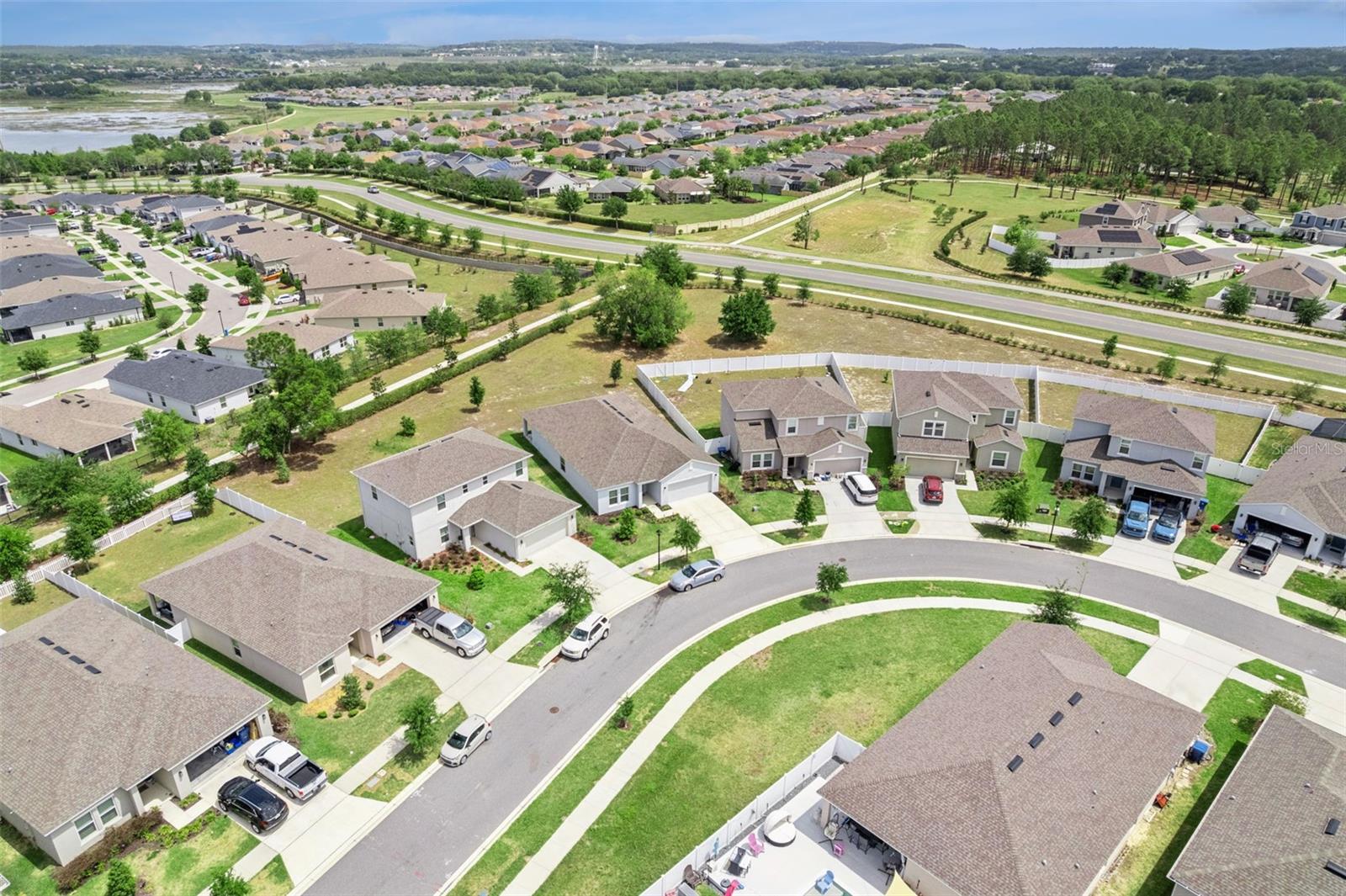 Image 38 of 39 For 1099 Calico Pointe Circle