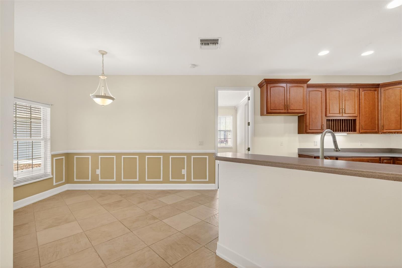 Image 14 of 80 For 42808 Royal Trails Road