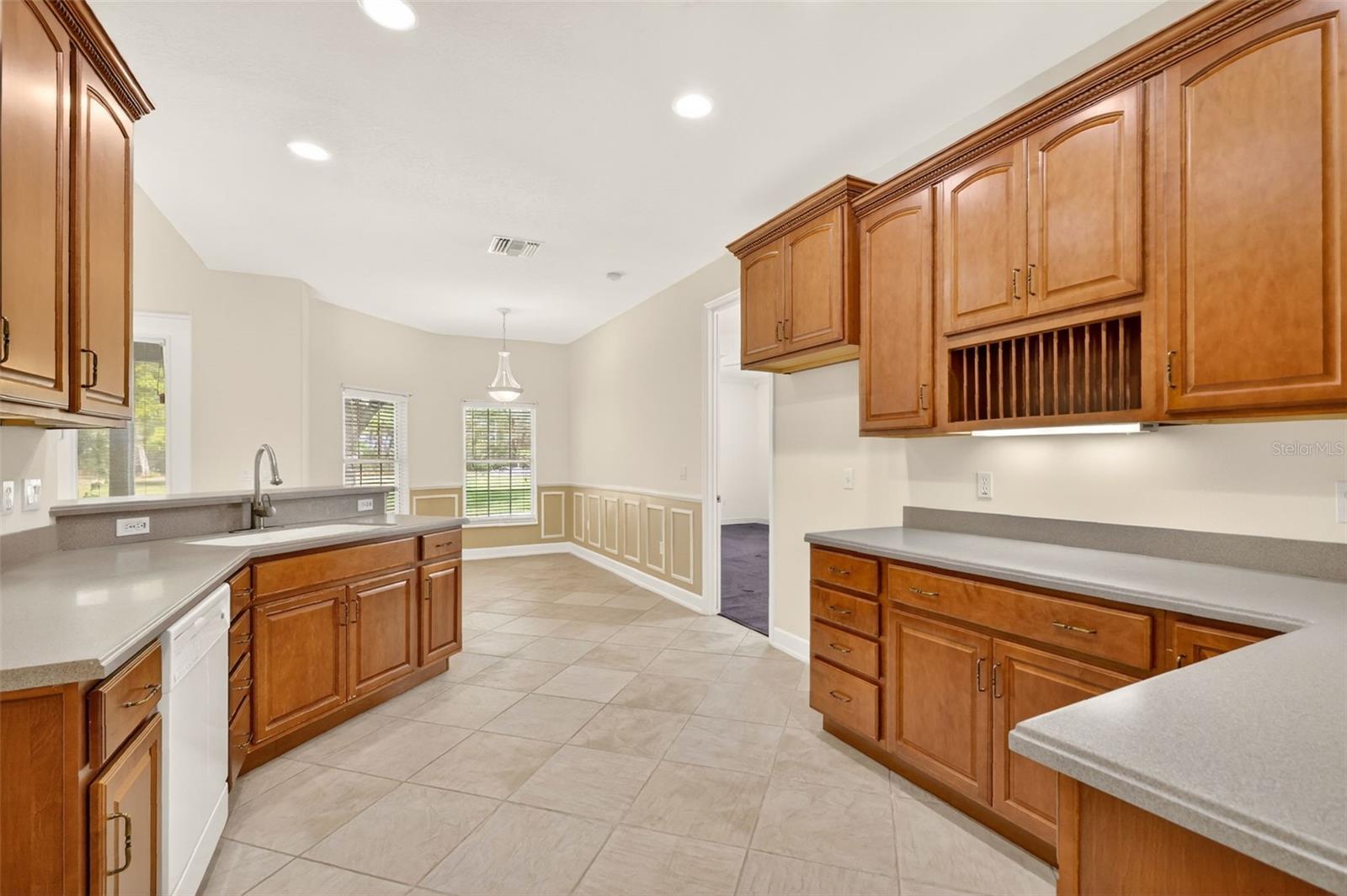 Image 8 of 80 For 42808 Royal Trails Road