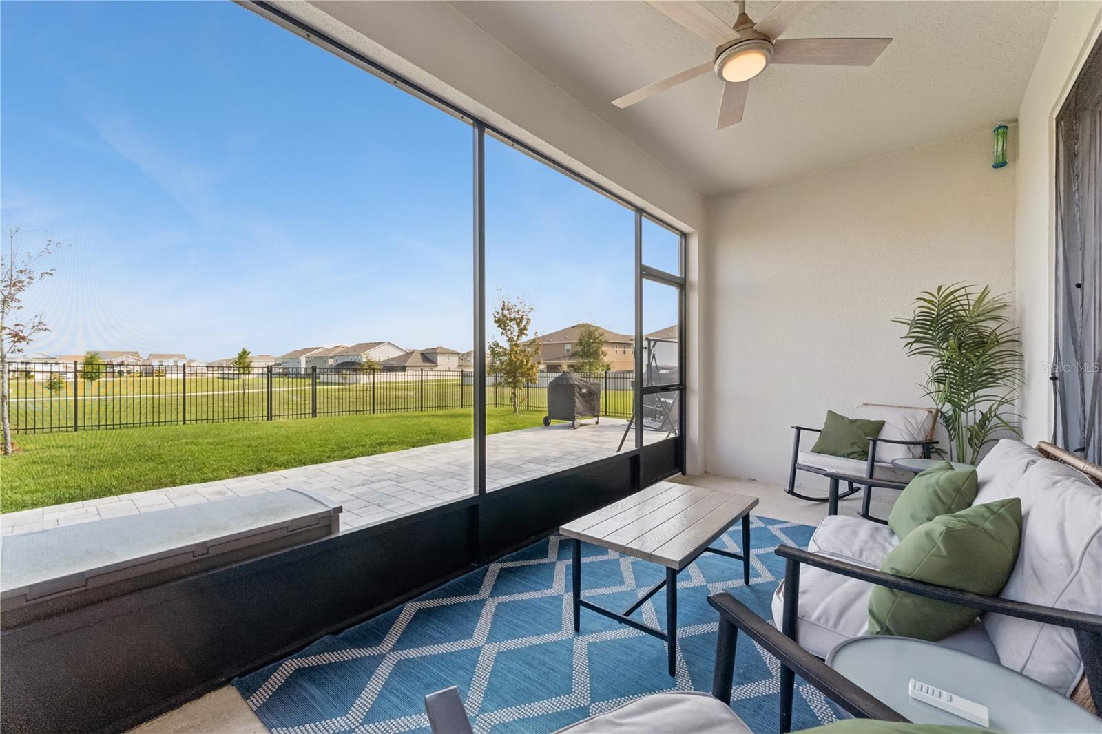 Image 18 of 53 For 14434 Crestavista Avenue