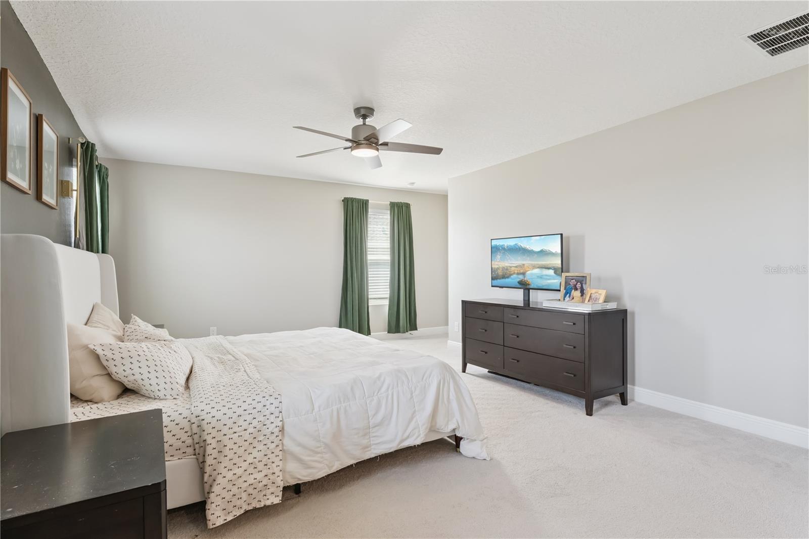 Image 27 of 53 For 14434 Crestavista Avenue