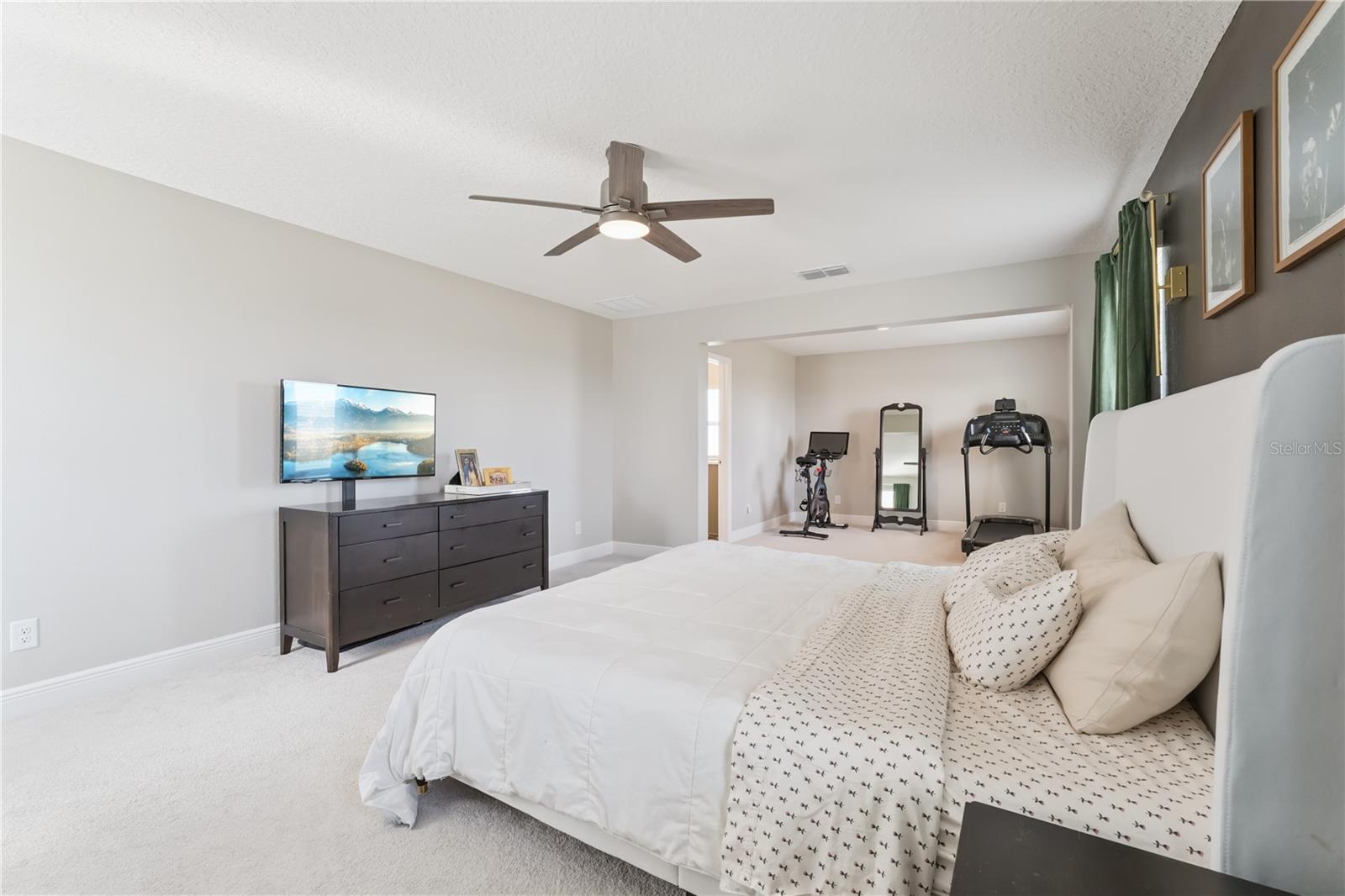 Image 28 of 53 For 14434 Crestavista Avenue