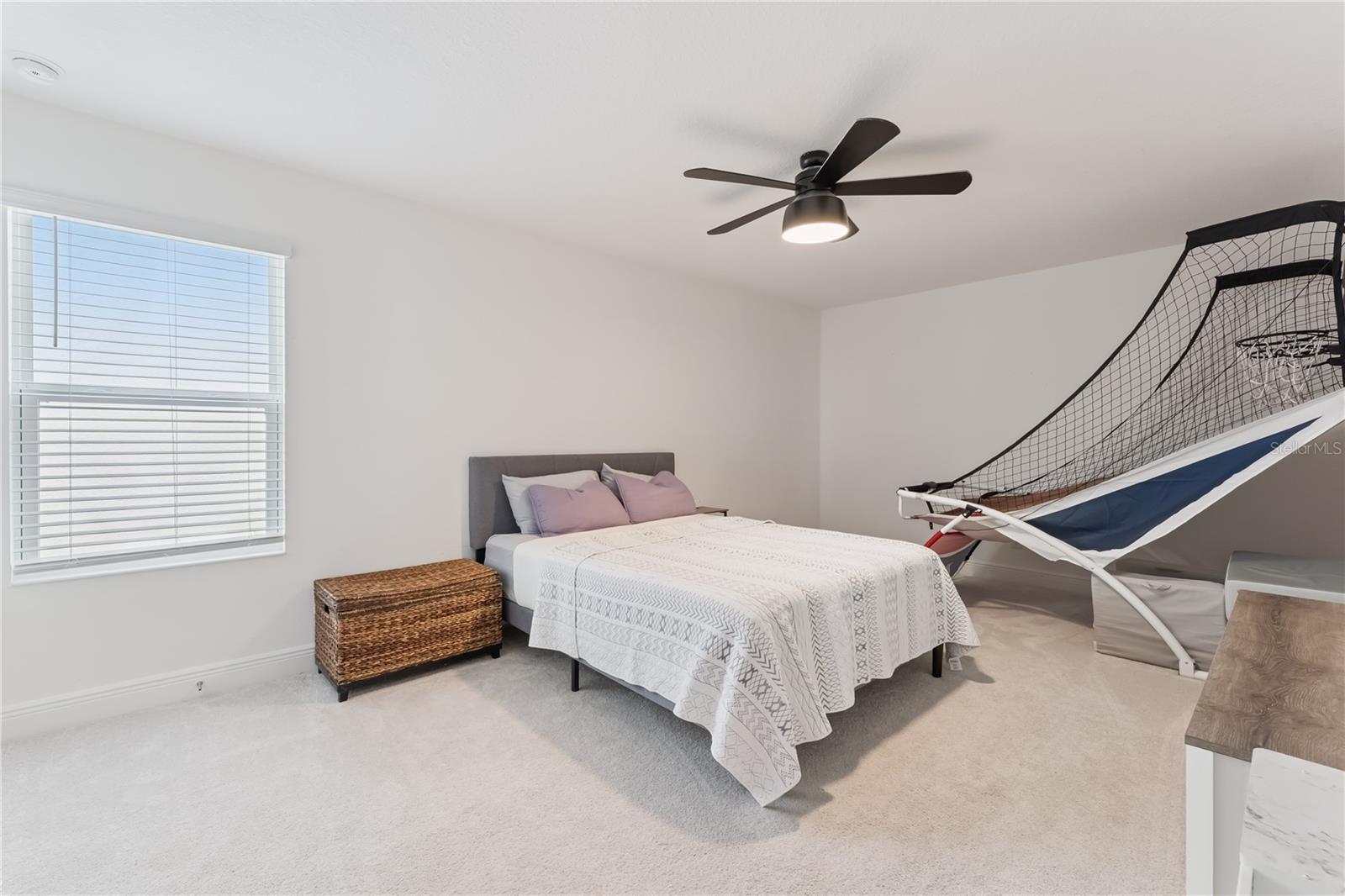 Image 35 of 53 For 14434 Crestavista Avenue