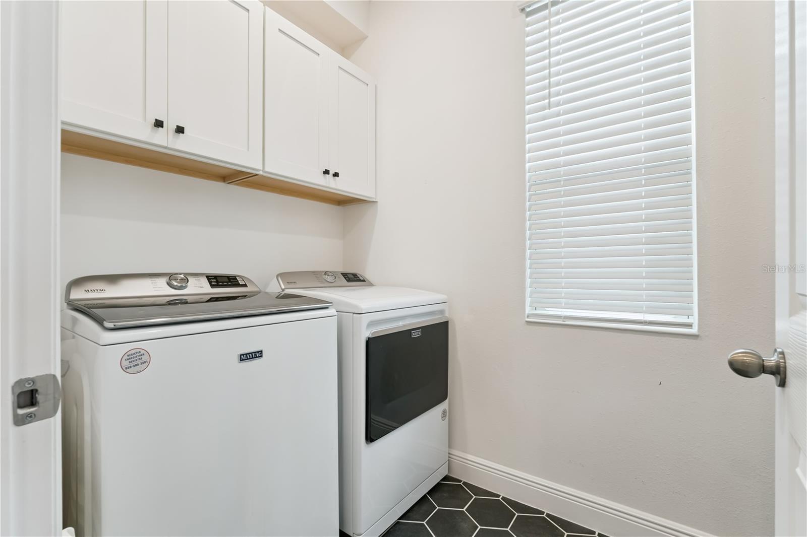 Image 43 of 53 For 14434 Crestavista Avenue