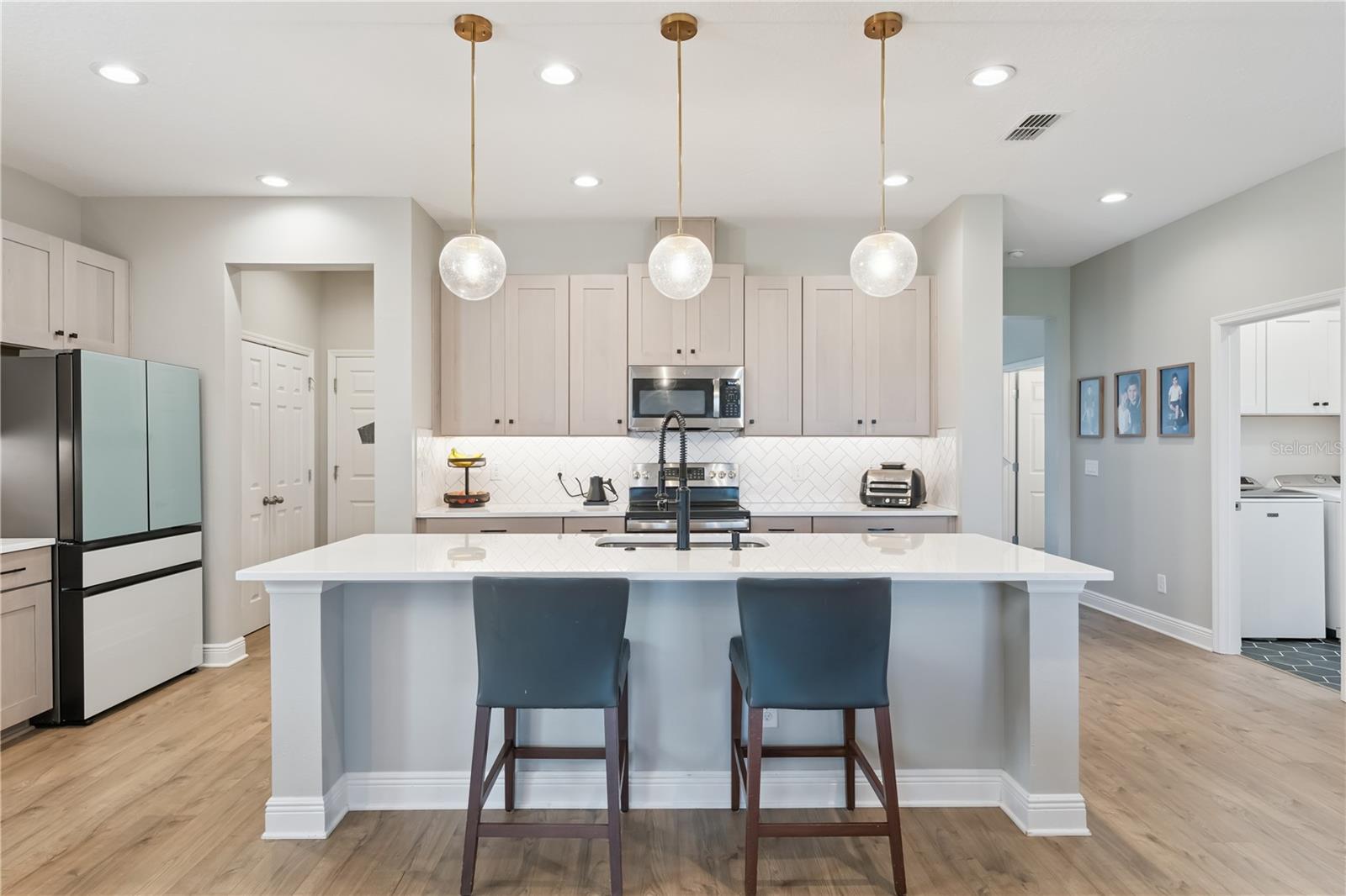 Image 5 of 53 For 14434 Crestavista Avenue