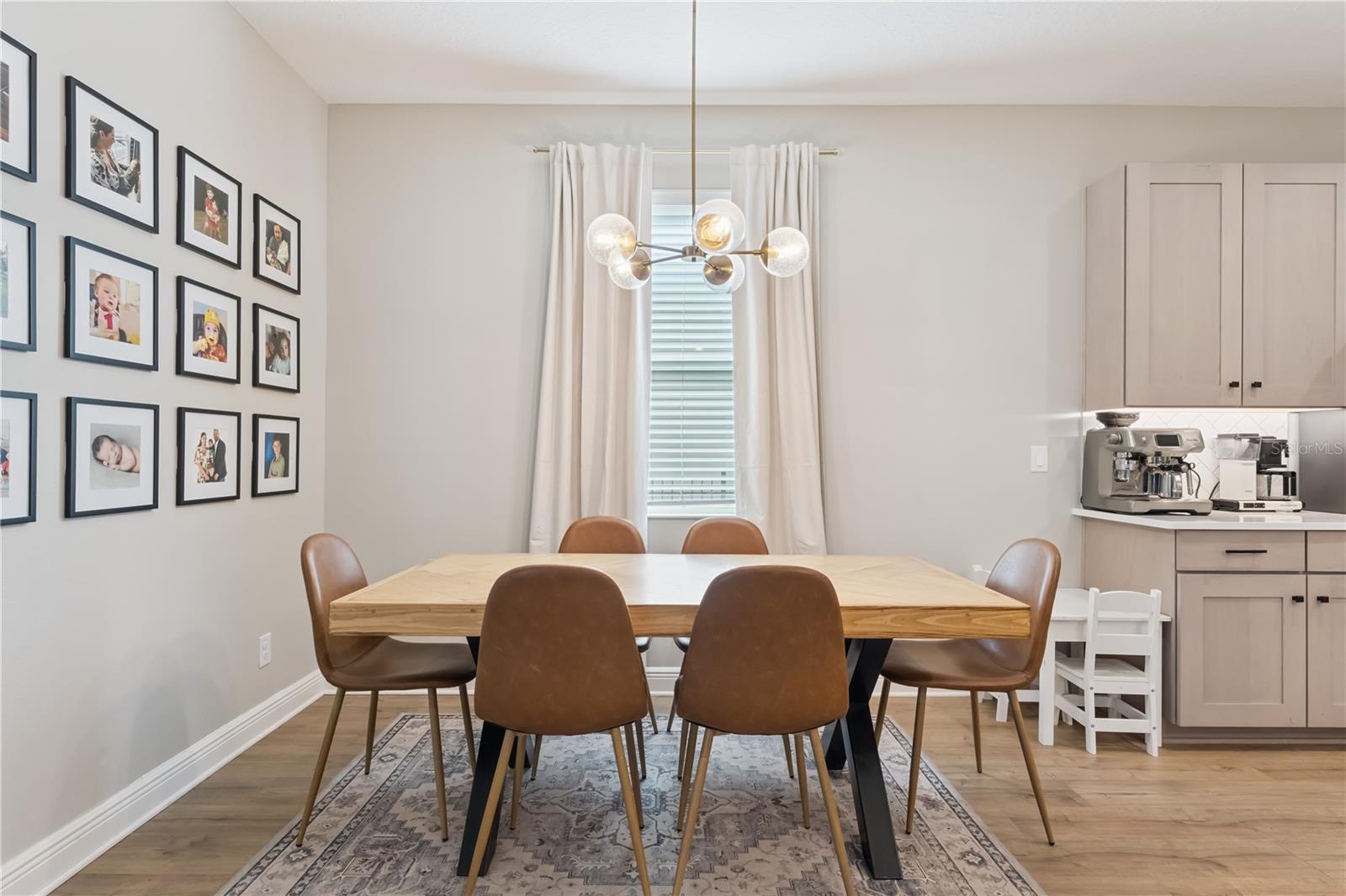 Image 9 of 53 For 14434 Crestavista Avenue