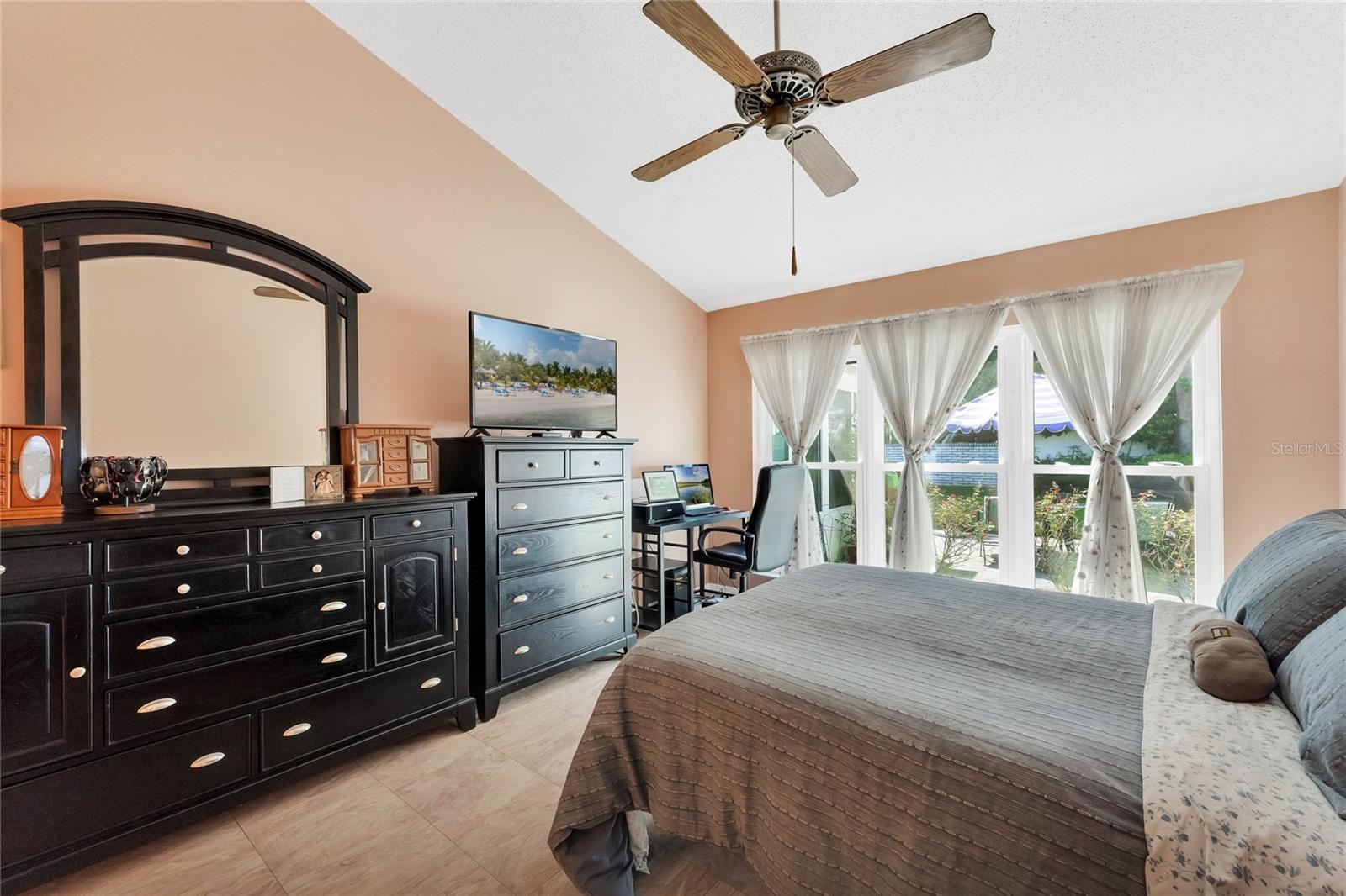 Image 13 of 21 For 642 Whittingham Place