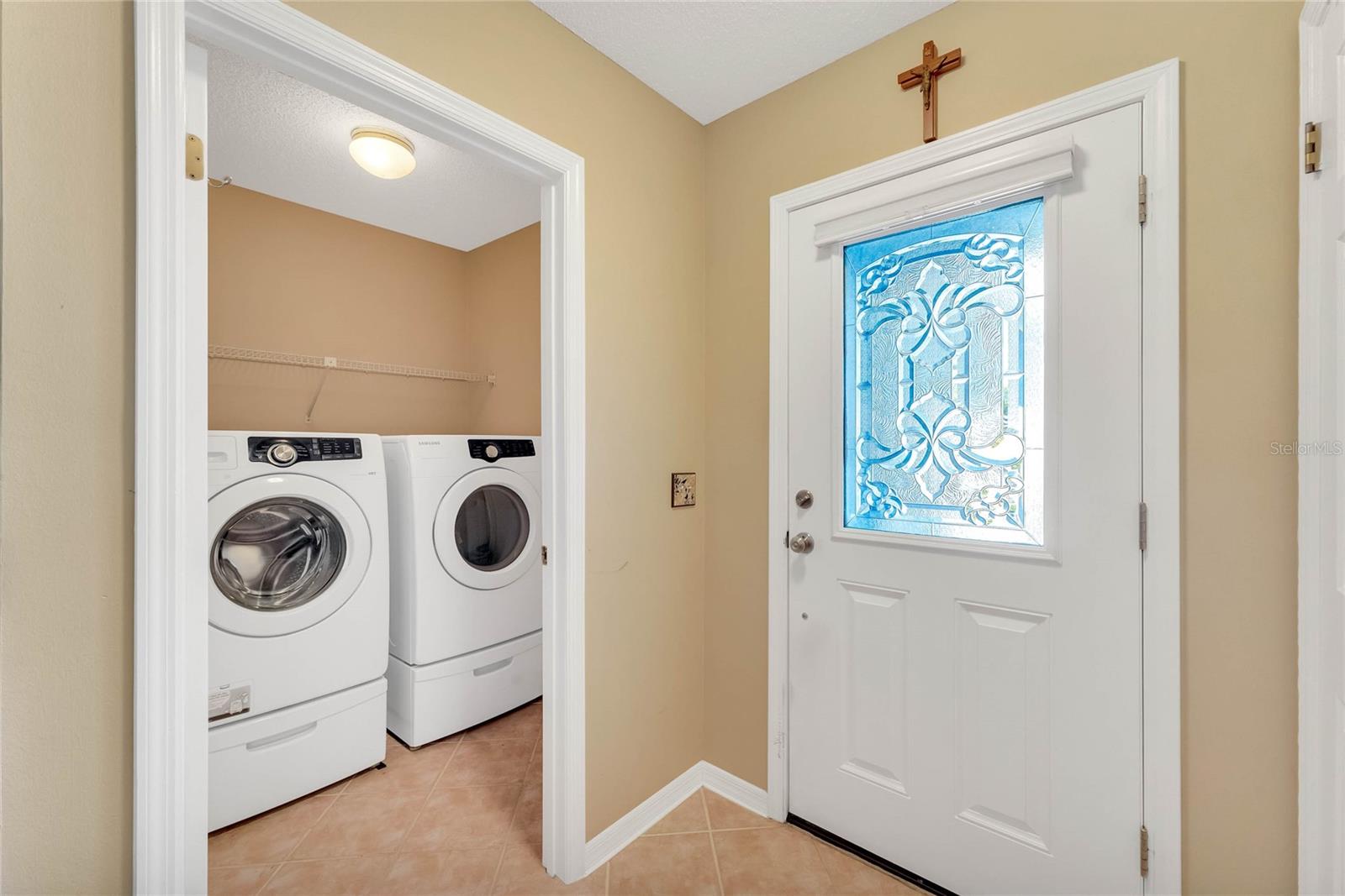 Image 3 of 21 For 642 Whittingham Place