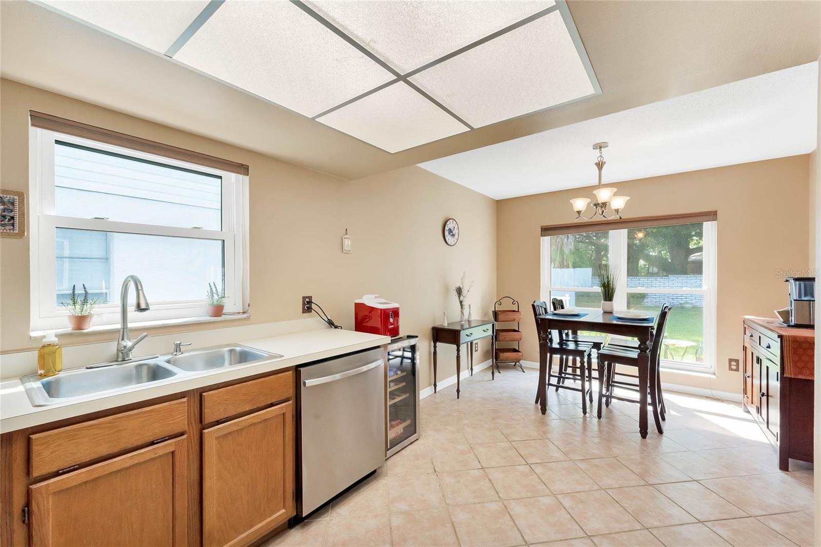 Image 8 of 21 For 642 Whittingham Place