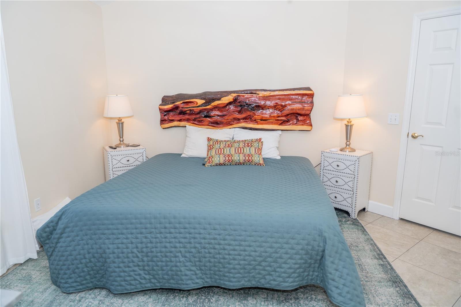 Image 12 of 26 For 714 Bayhill Court