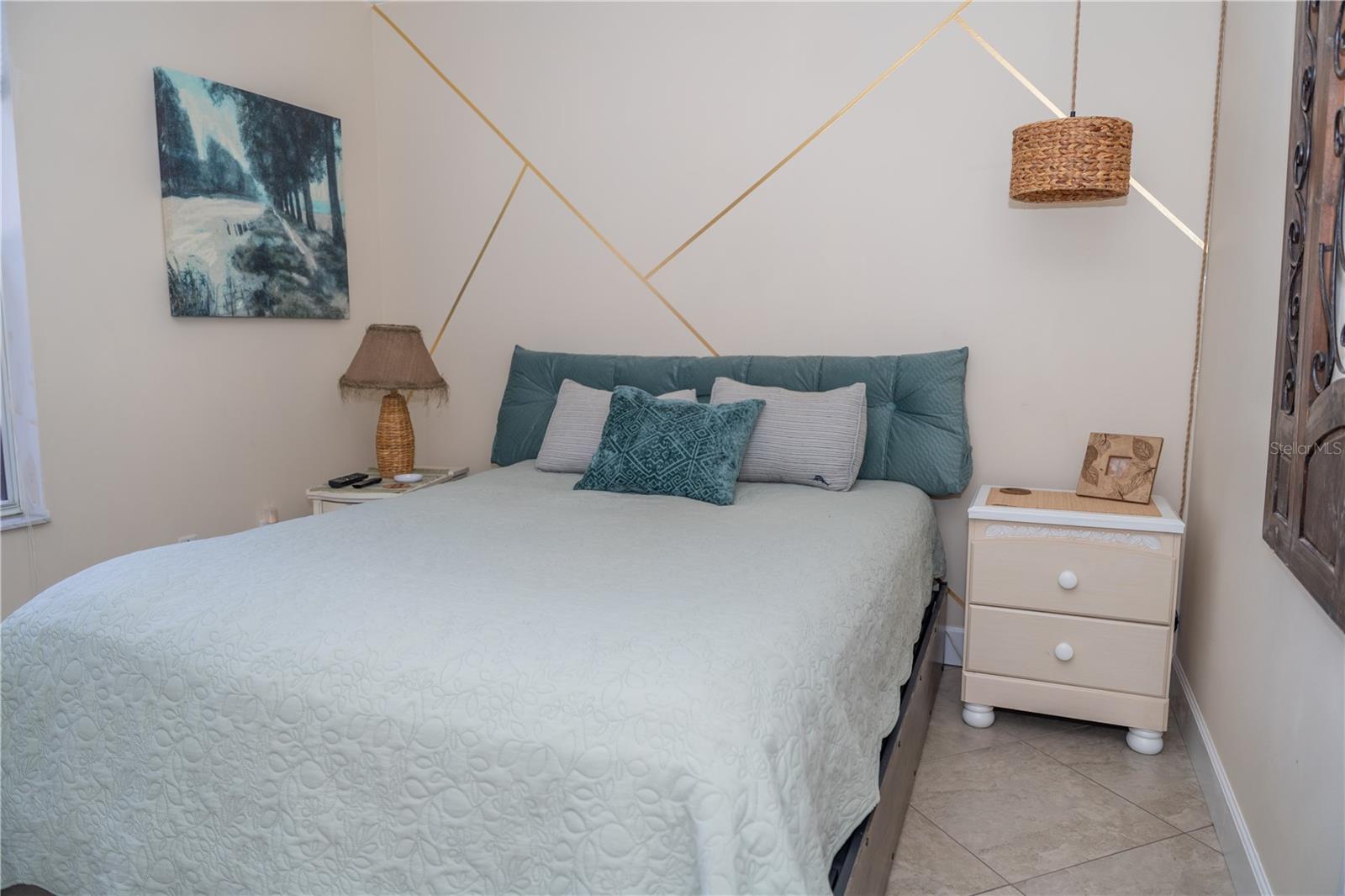 Image 18 of 26 For 714 Bayhill Court