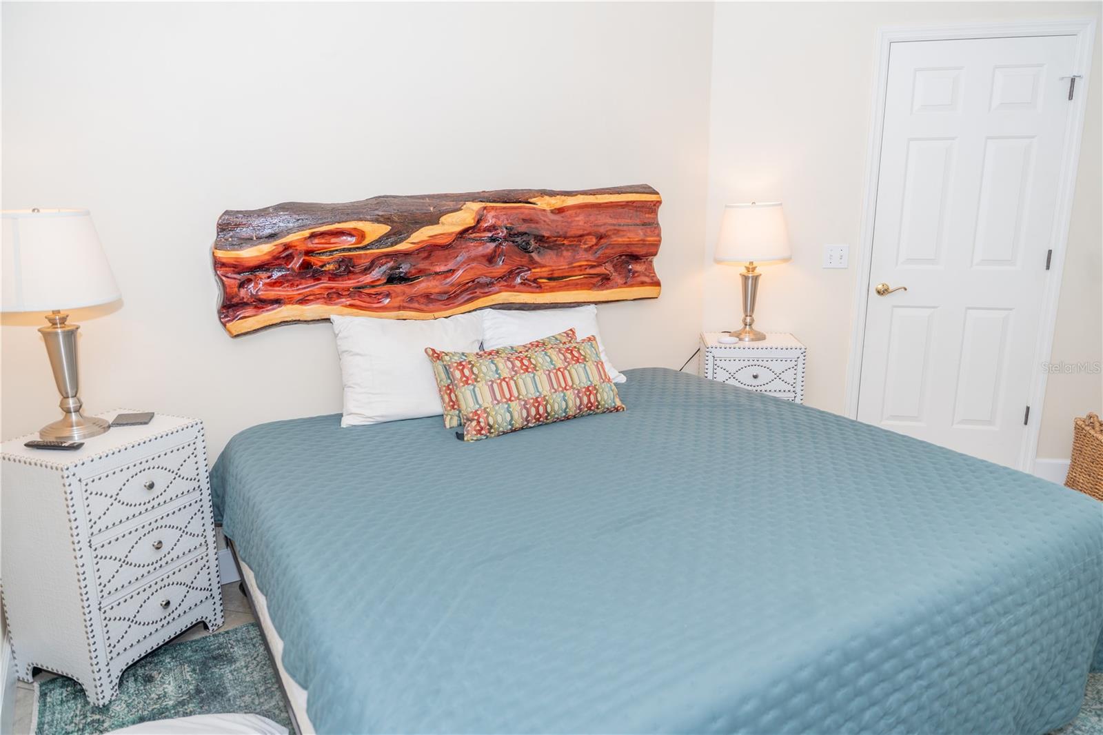 Image 24 of 26 For 714 Bayhill Court